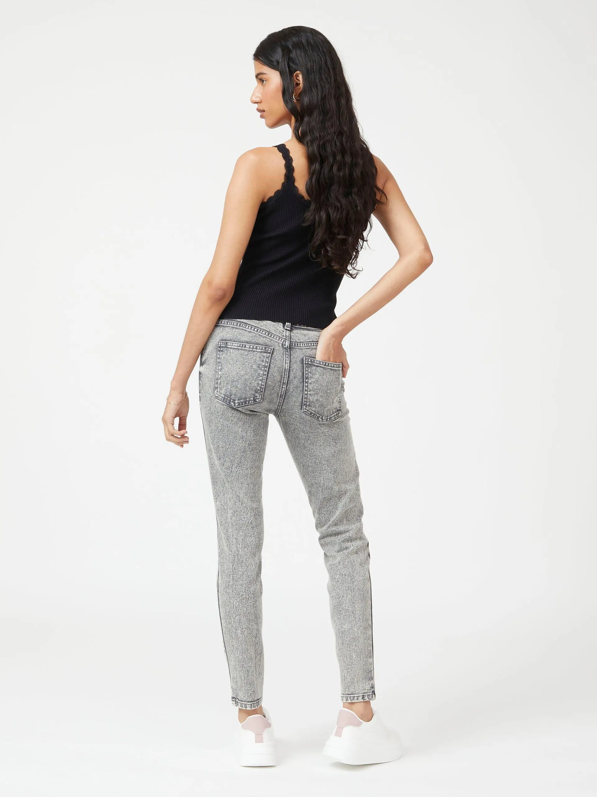 Jeans Skinny Tiro Regular Gris