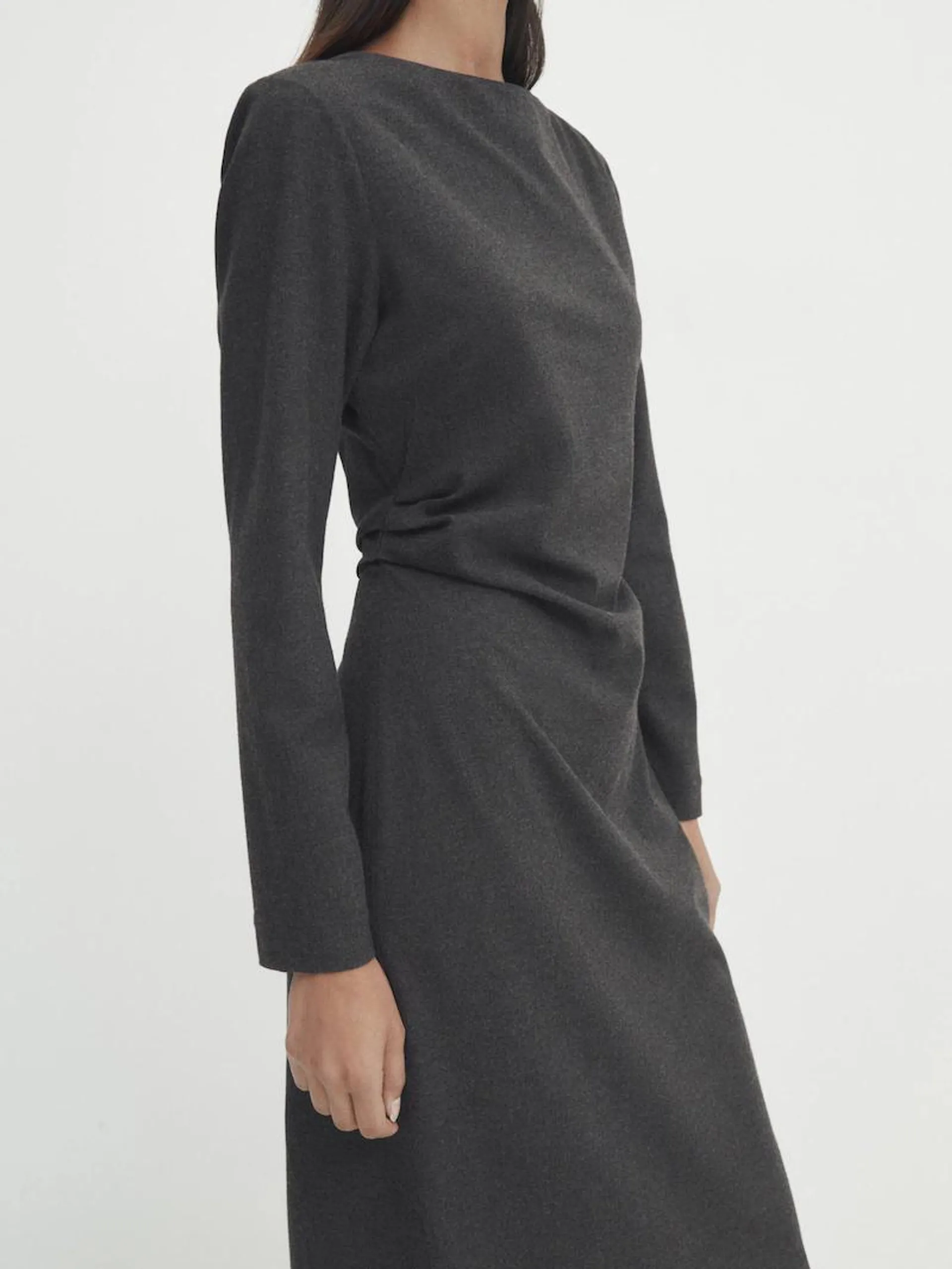 Vestido midi manga larga detalle frunces