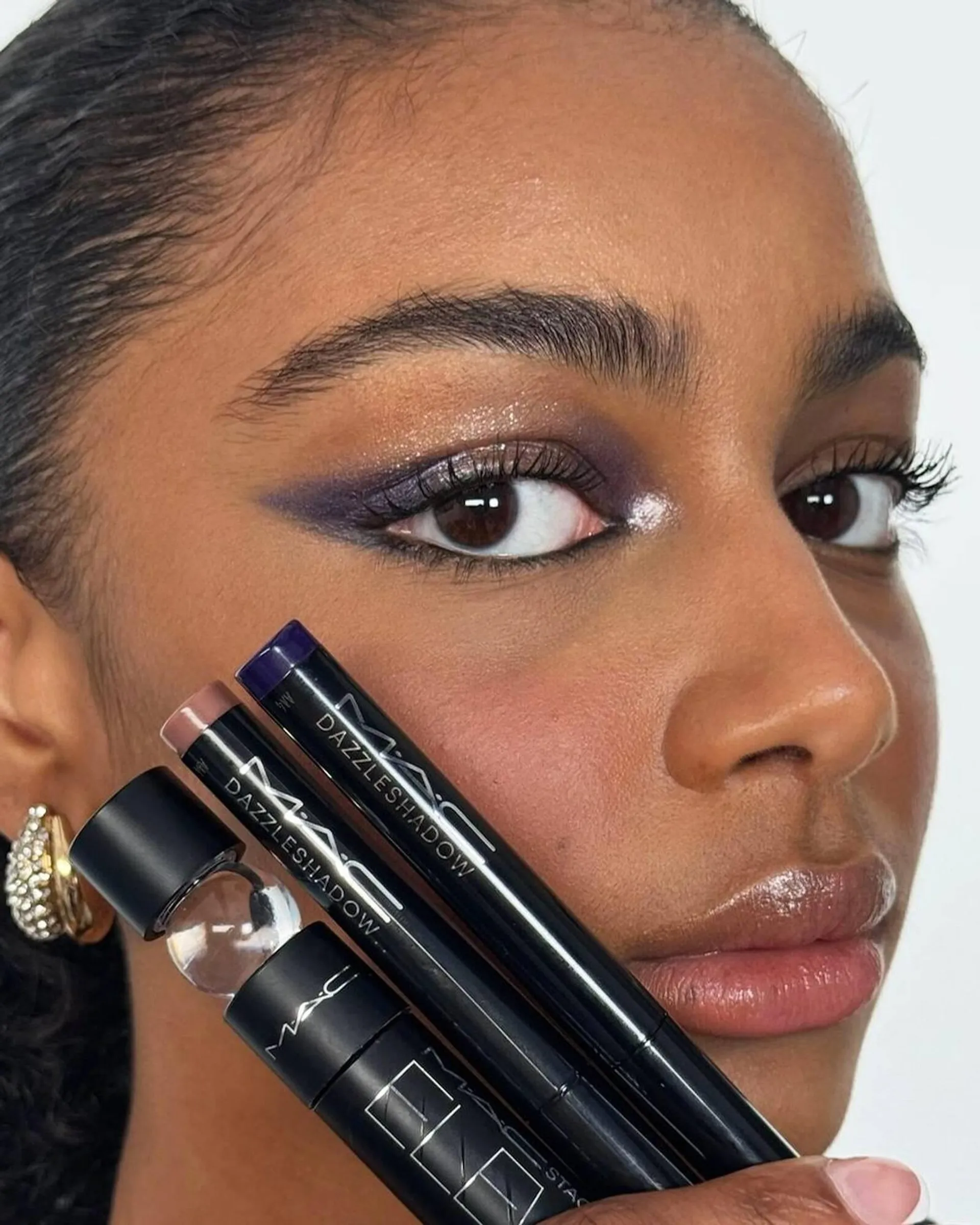 Catálogo MAC Cosmetics - 1