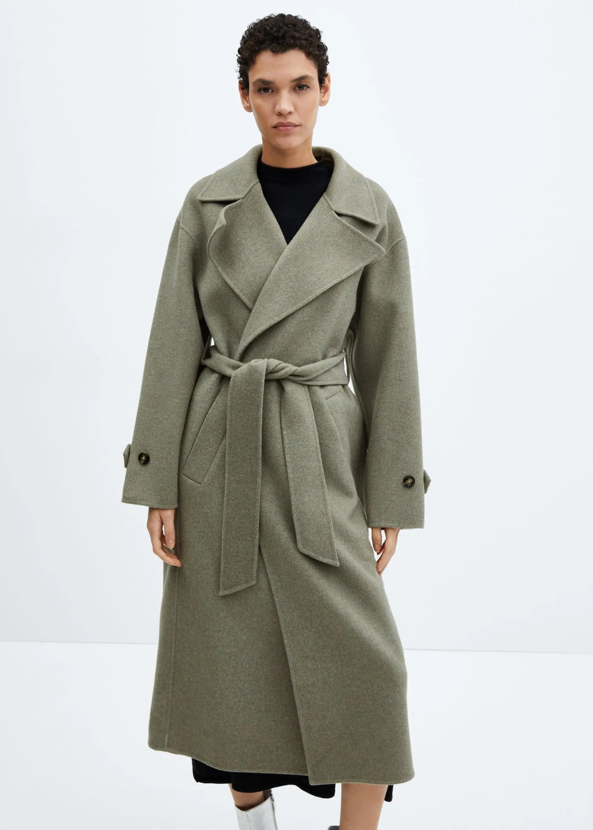 Woollen coat with belt