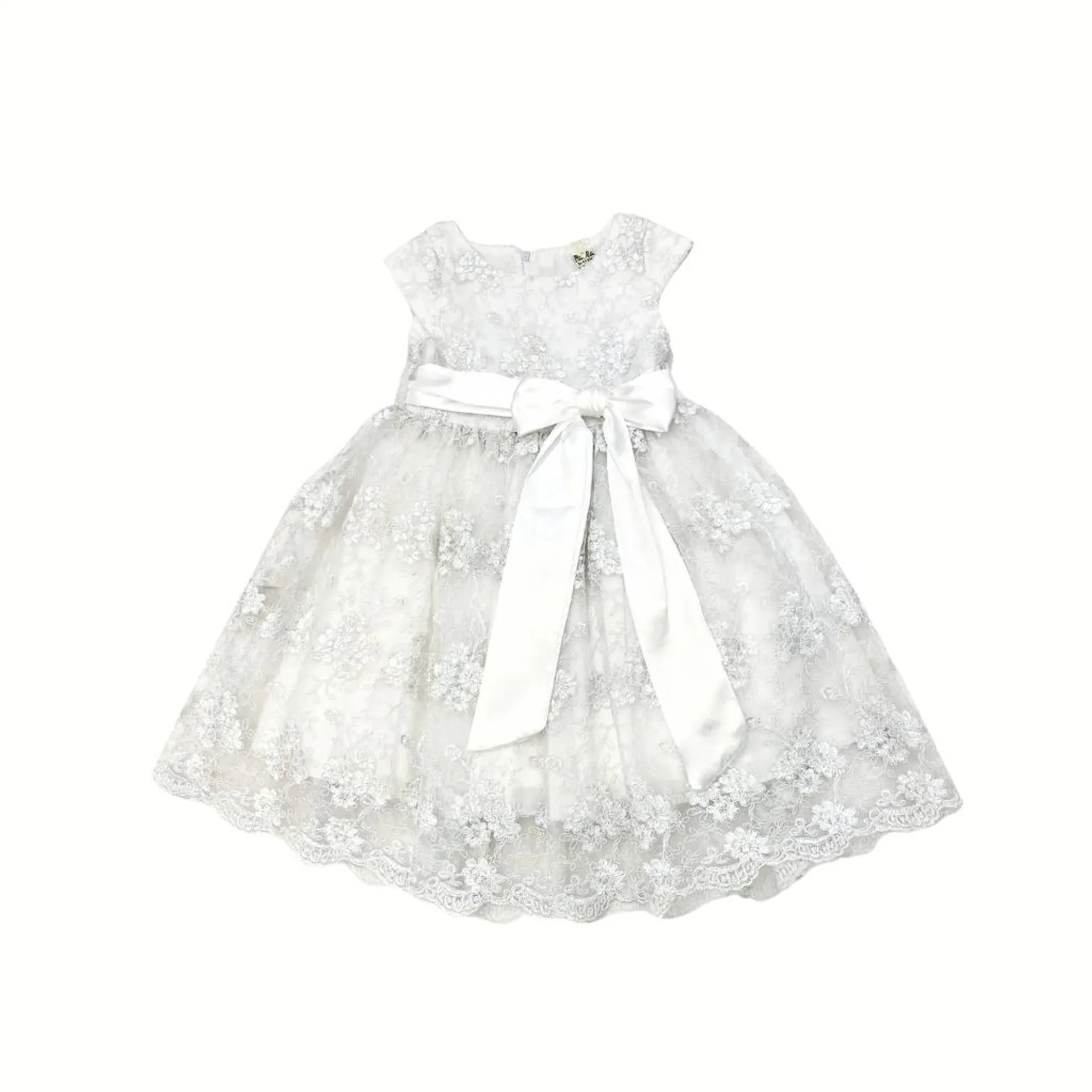 Vestido con flores bordadas