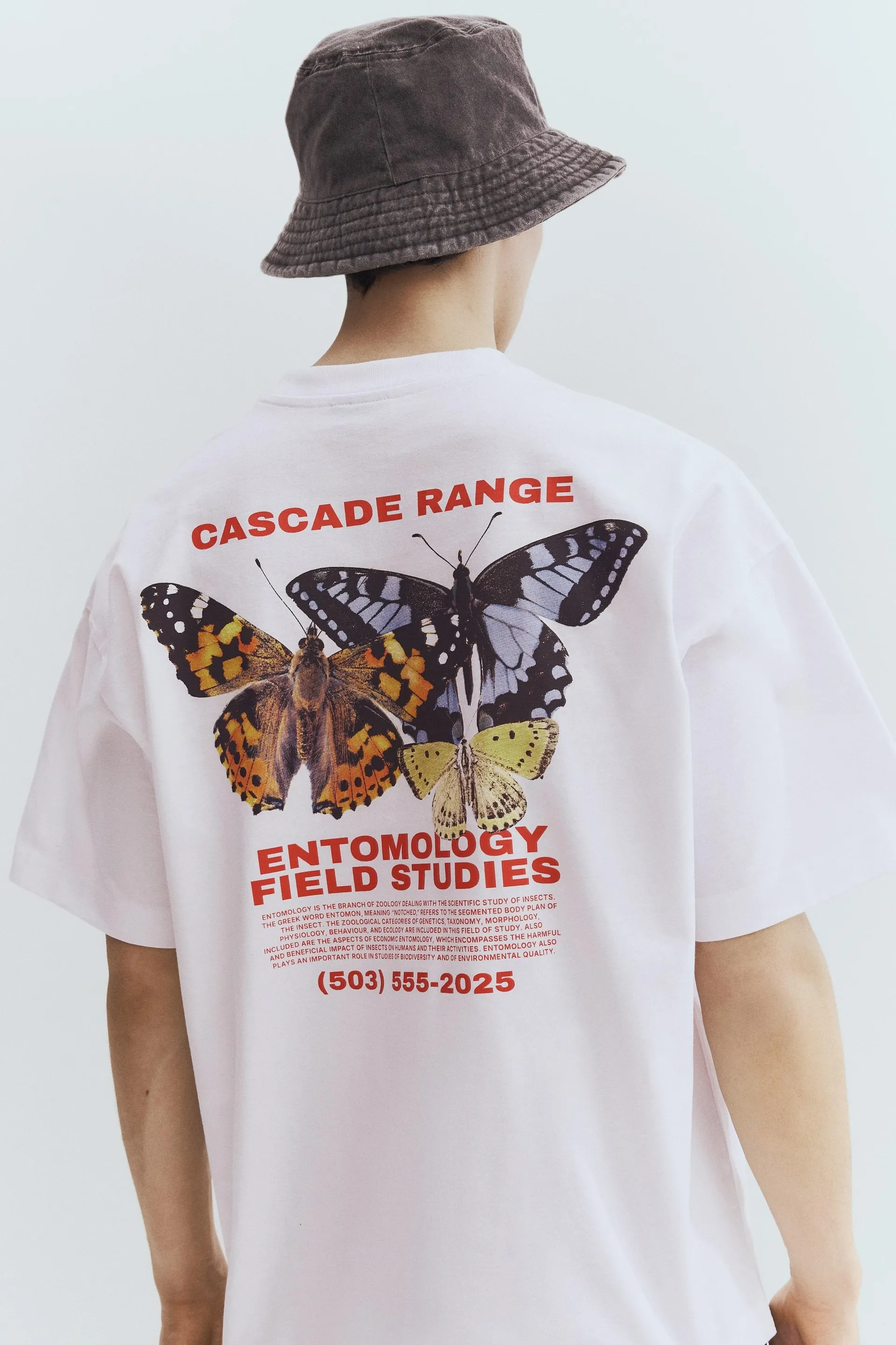 Playera Oversized Fit con diseño