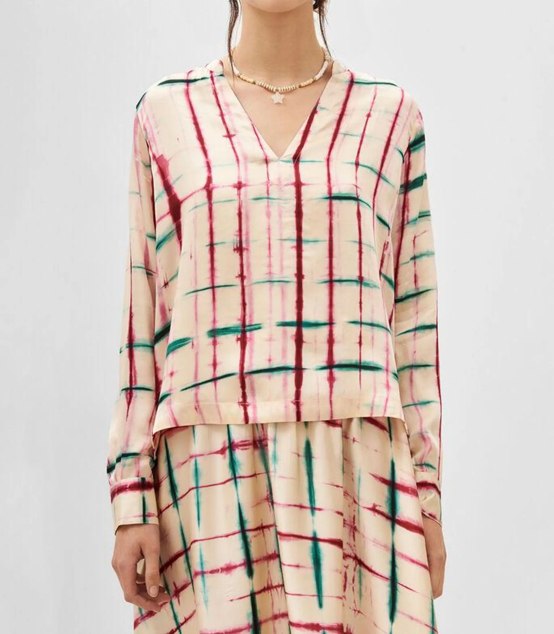 Camisa estampada cuello mao manga larga Mujer