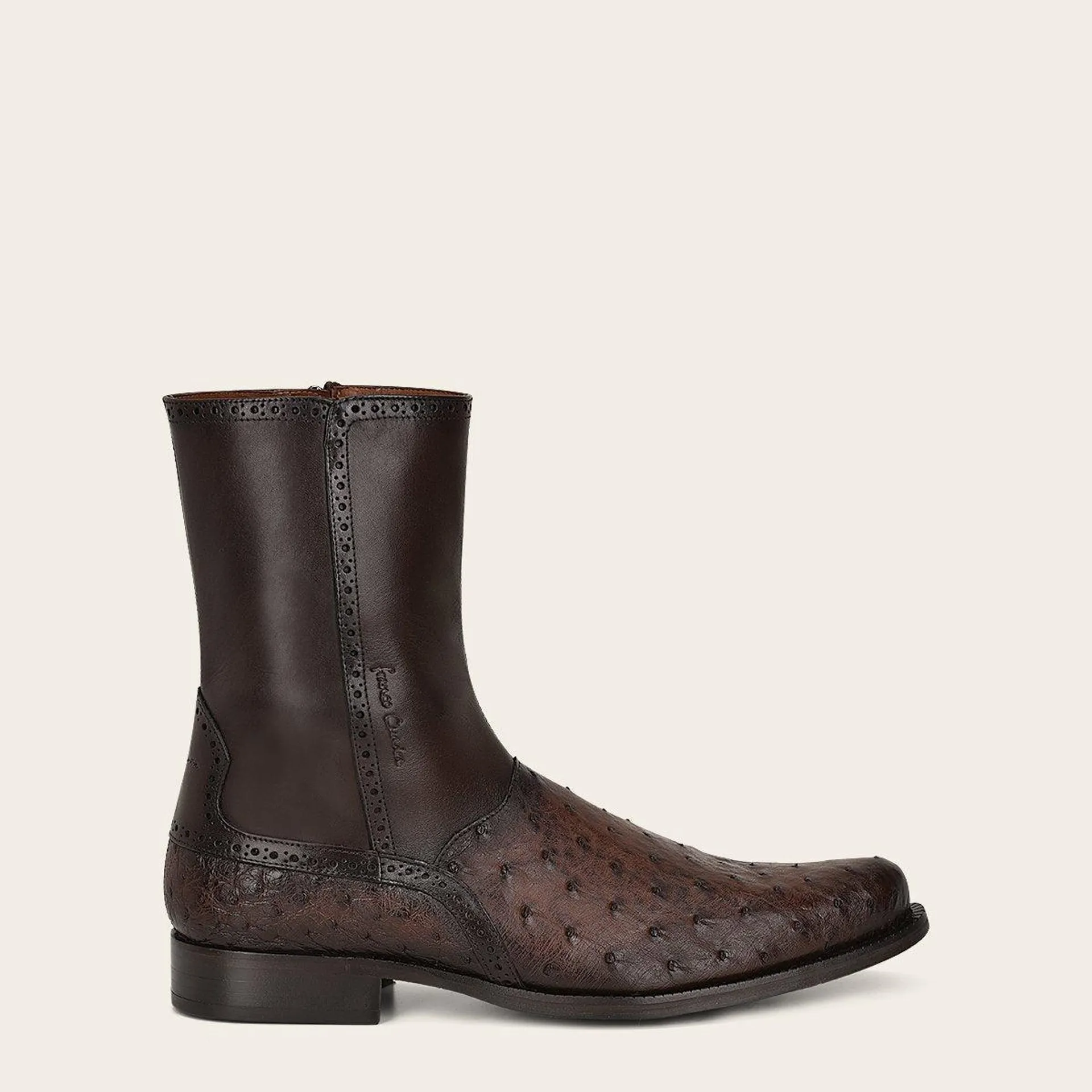 Bota de vestir en piel genuina de avestruz.