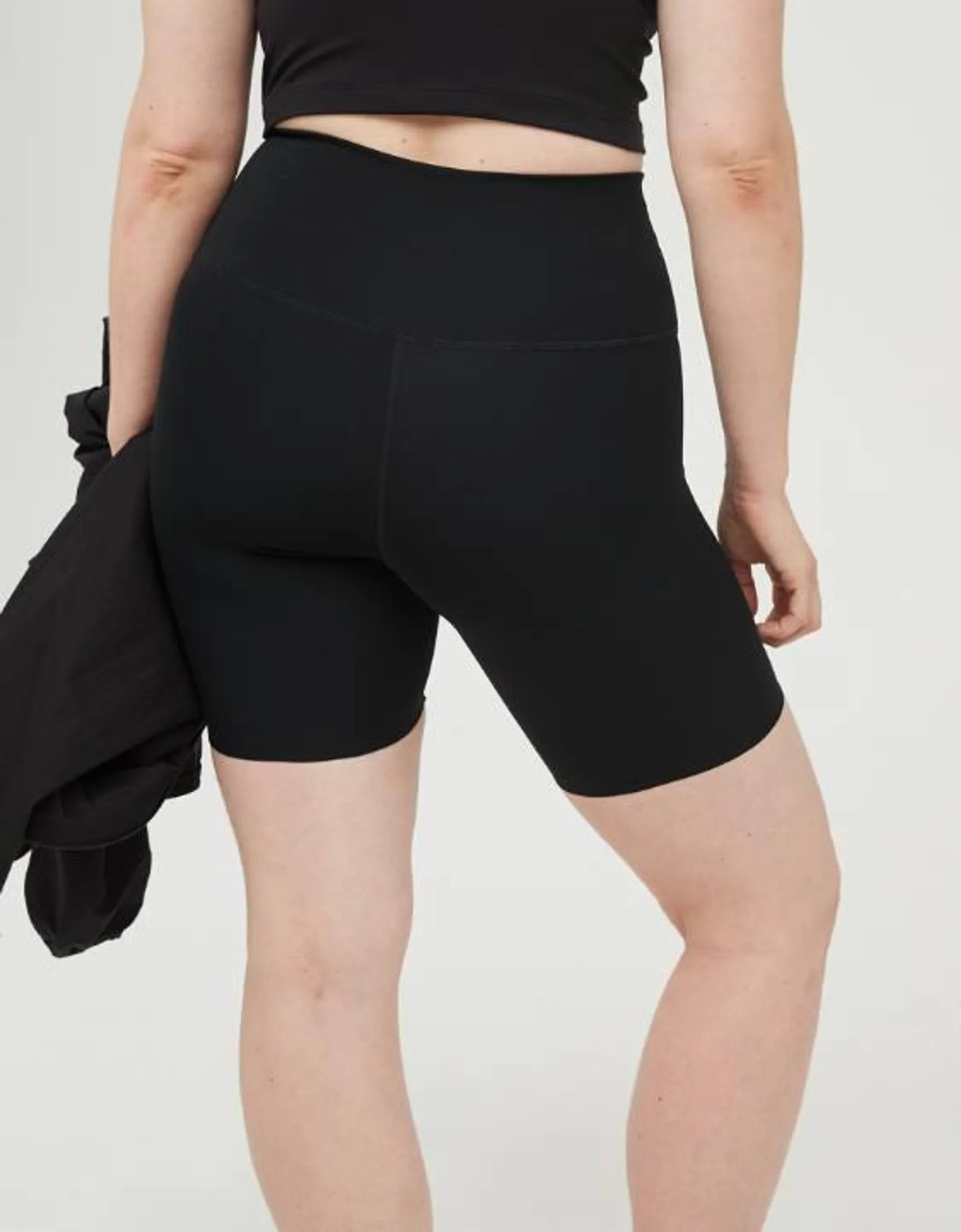 OFFLINE By Aerie Goals Bike Short de 7"