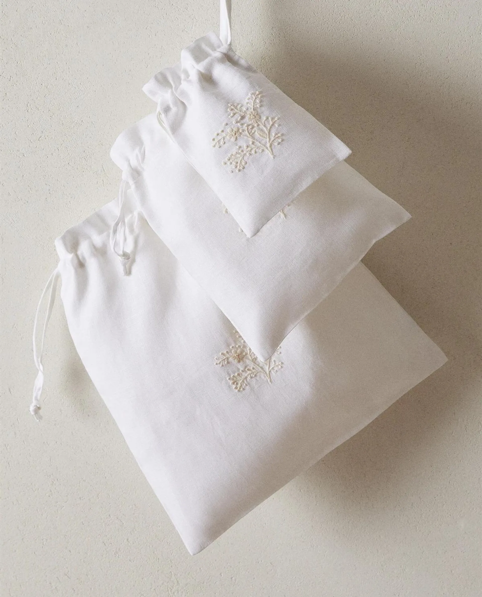 BOLSA BORDADA LINO