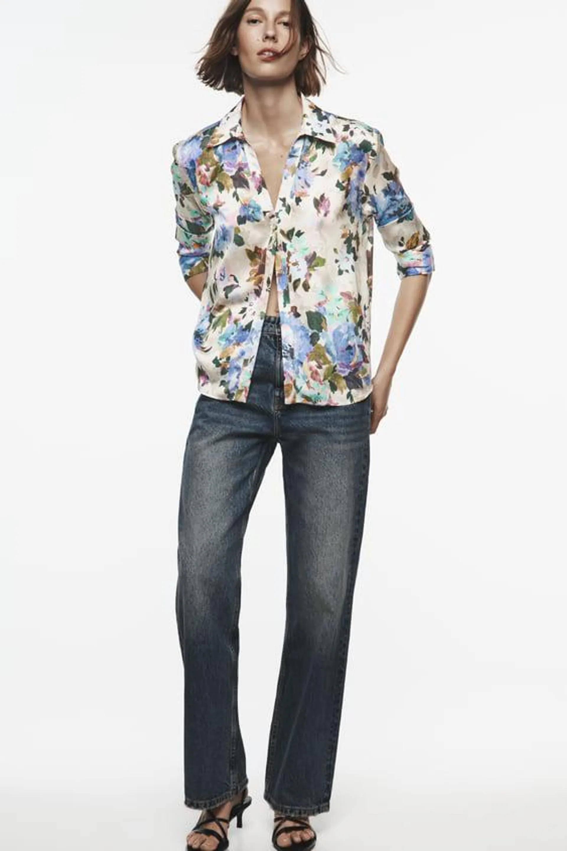 CAMISA SATINADA ESTAMPADO FLORAL