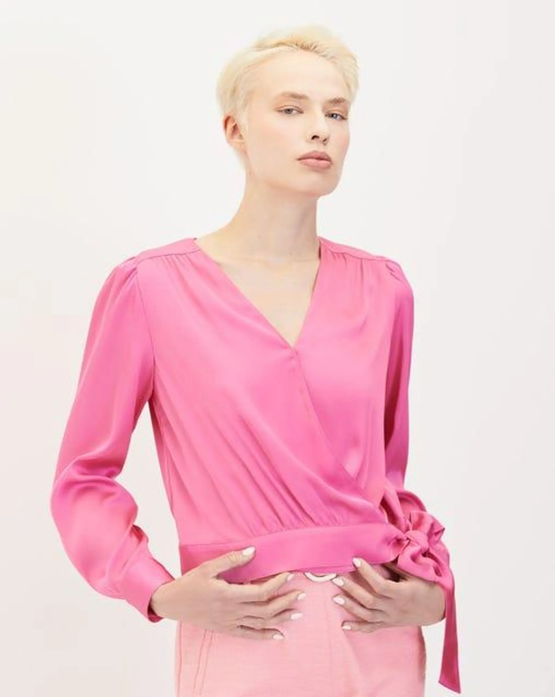 Blusa Rosa Envolvente Satín