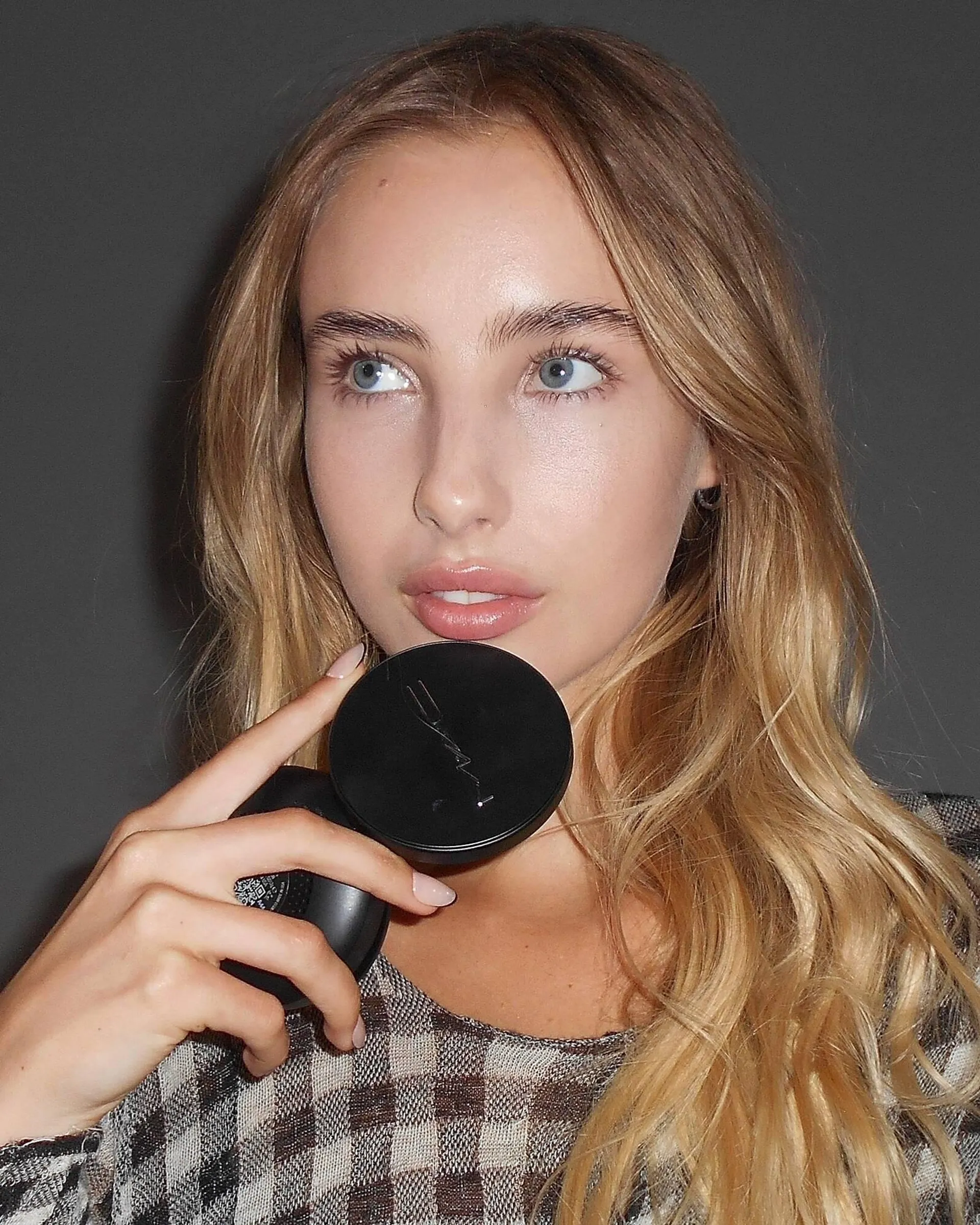Catálogo de Catálogo MAC Cosmetics 2 de mayo al 8 de mayo 2025 - Pagina 2