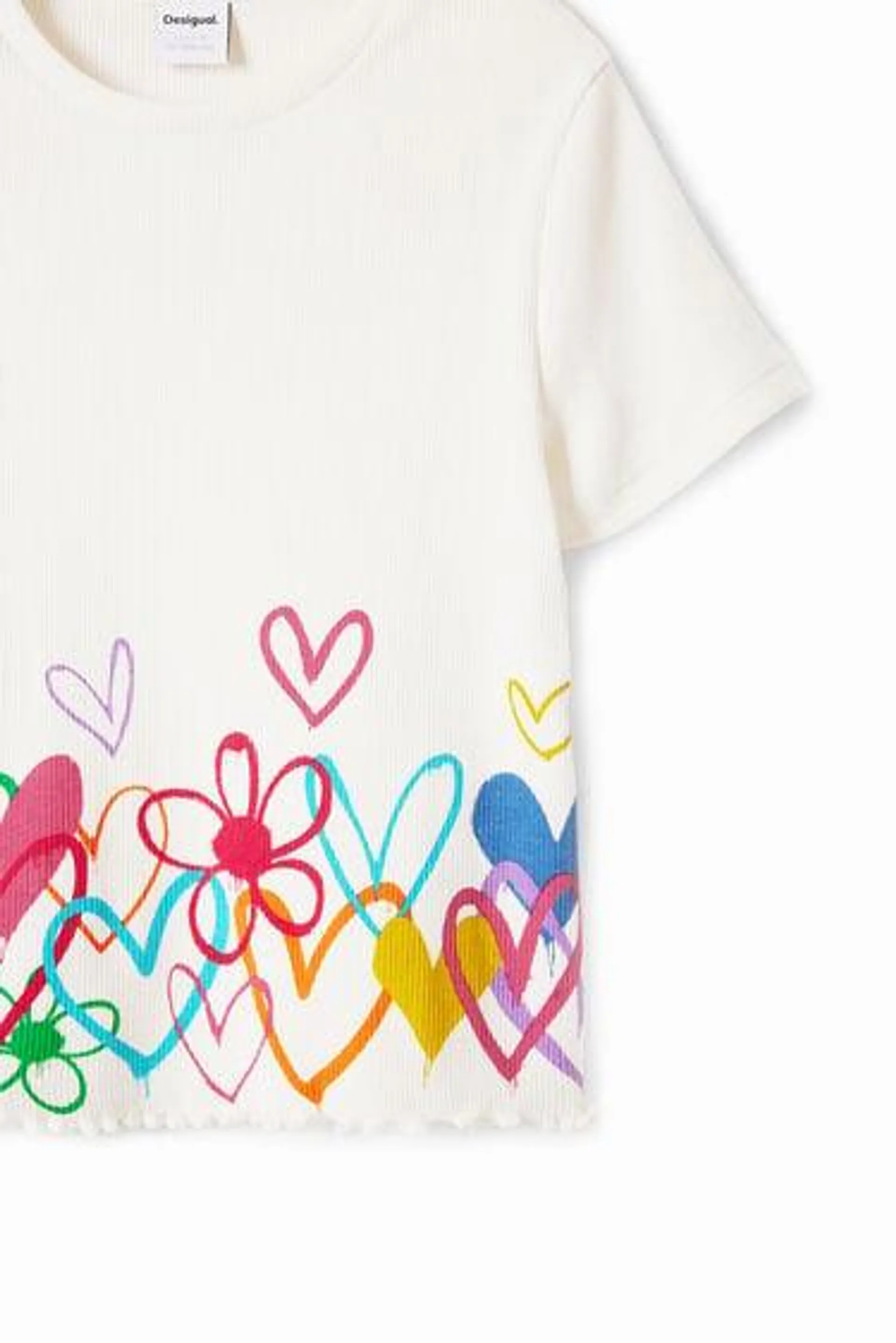 Camiseta ilustraciones corazones