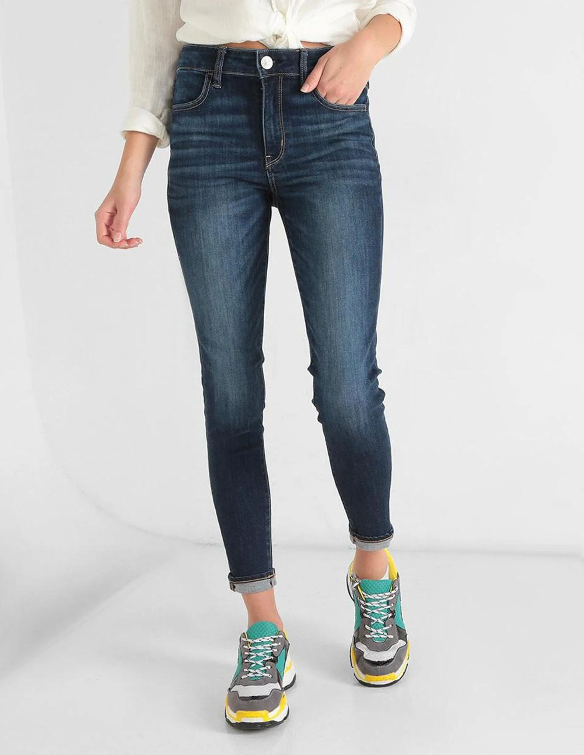 Jeans skinny American Eagle lavado bitono corte cintura alta para mujer
