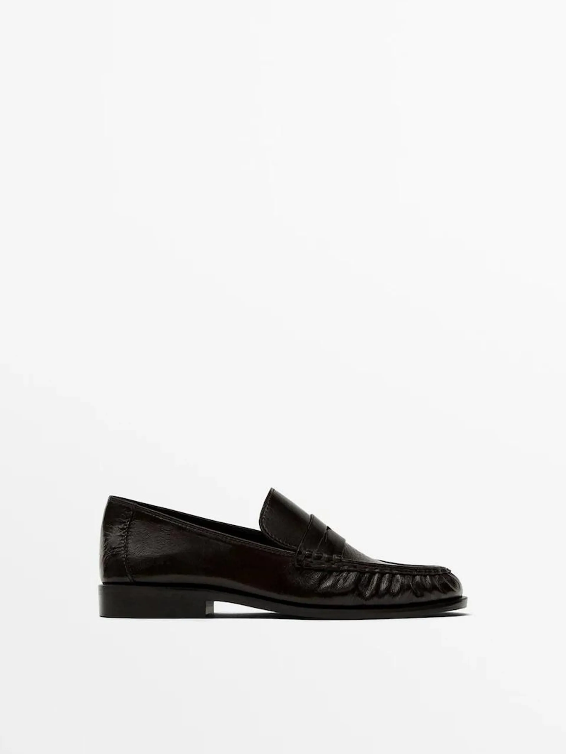 Mocasín antifaz fruncido
