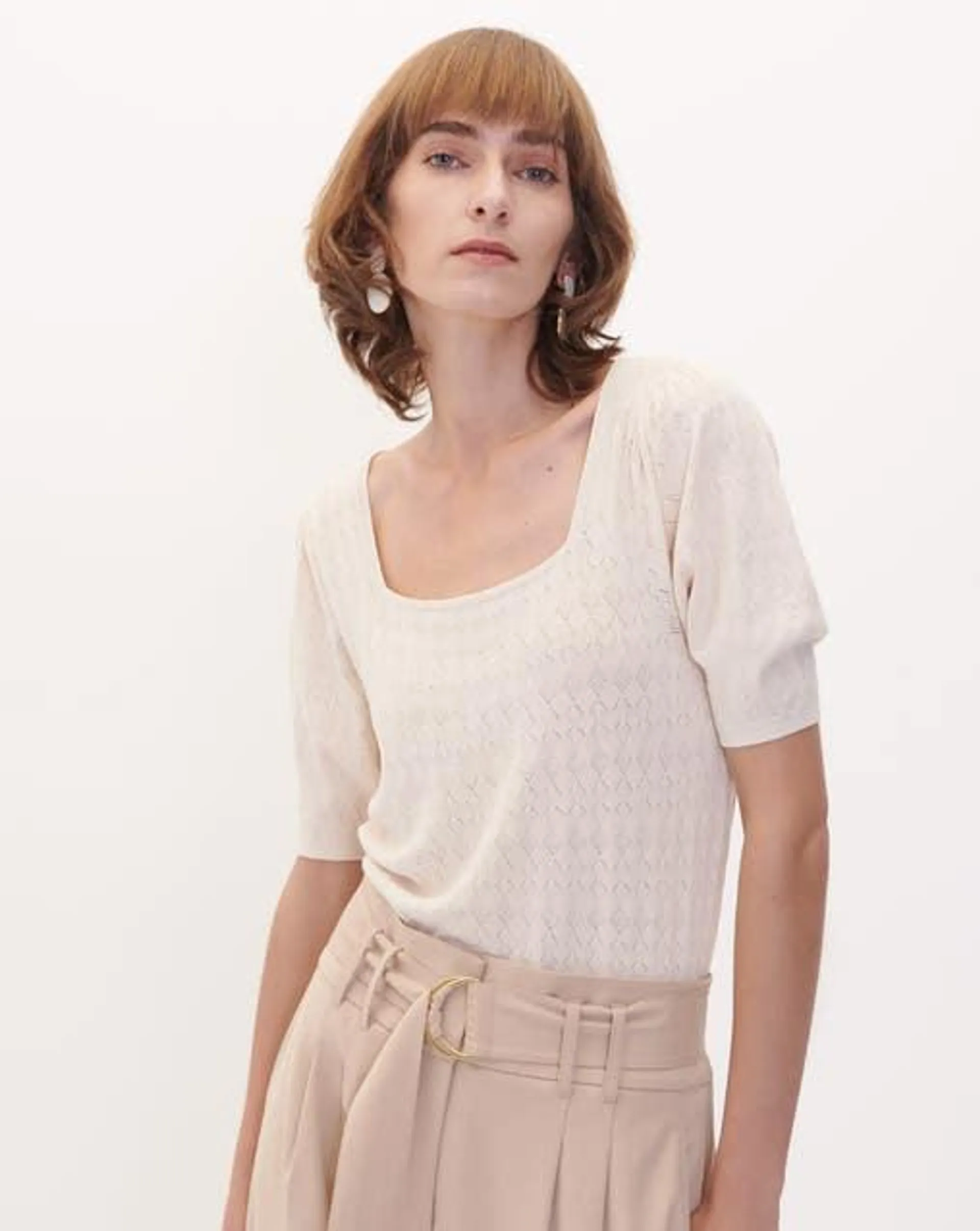 Blusa De Punto Tejido Calado Beige