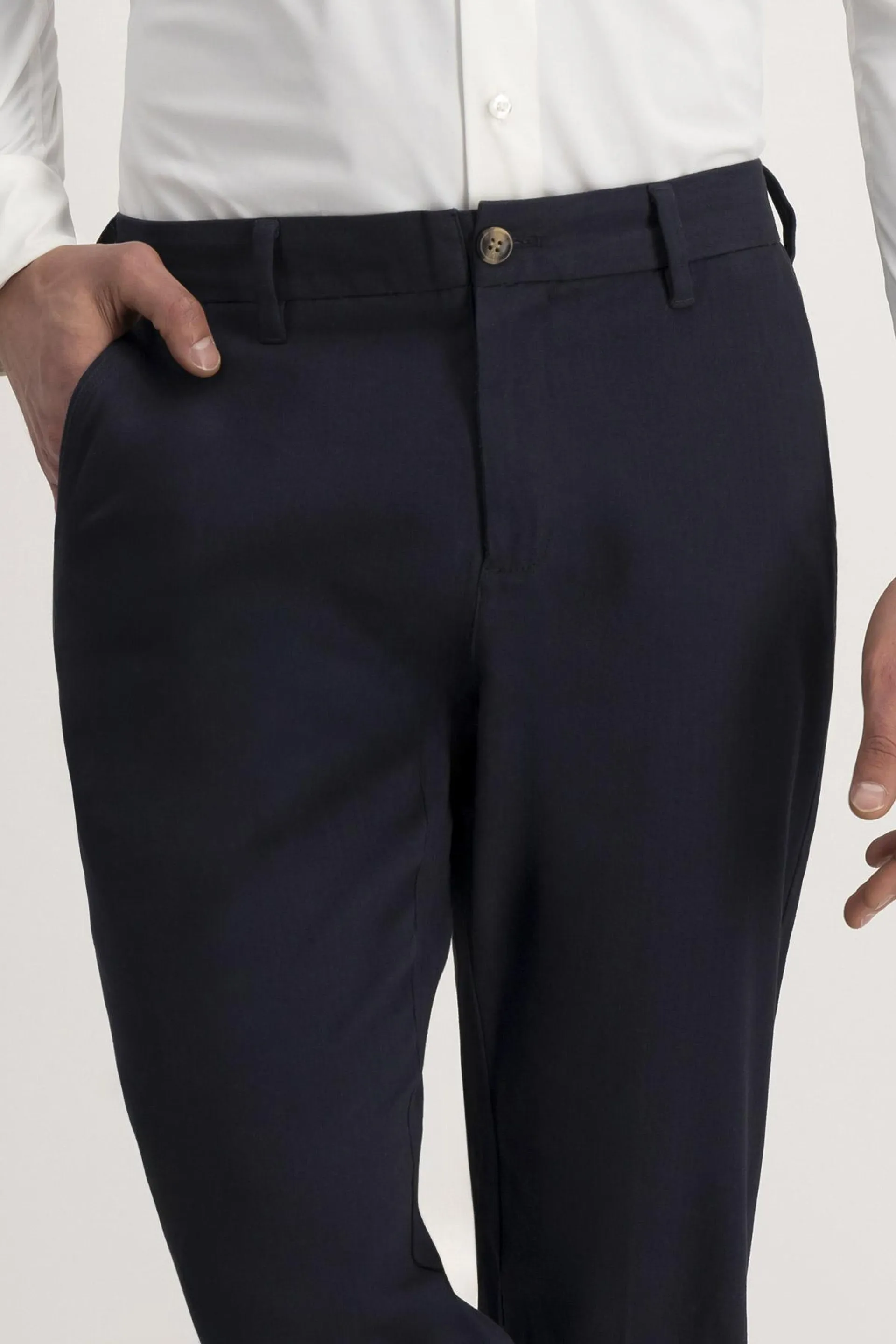 Pantalón Casual Roberts Azul Marino Contemporary Fit