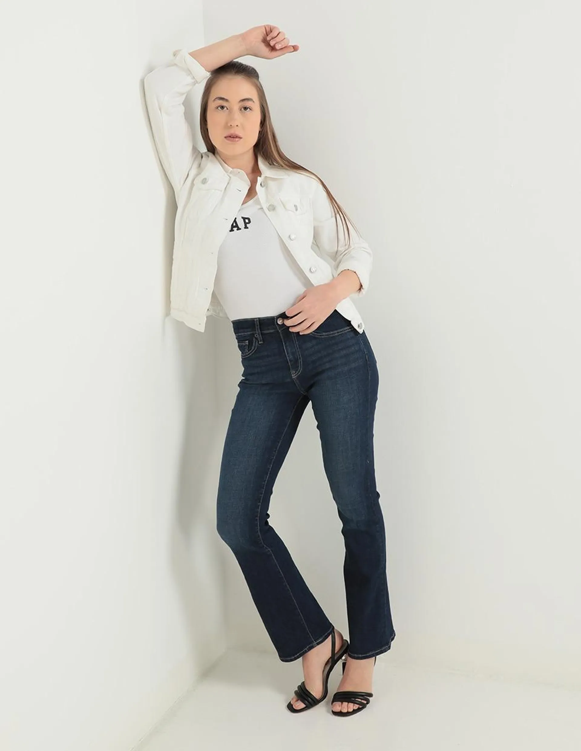 Jeans bota corte cintura para mujer