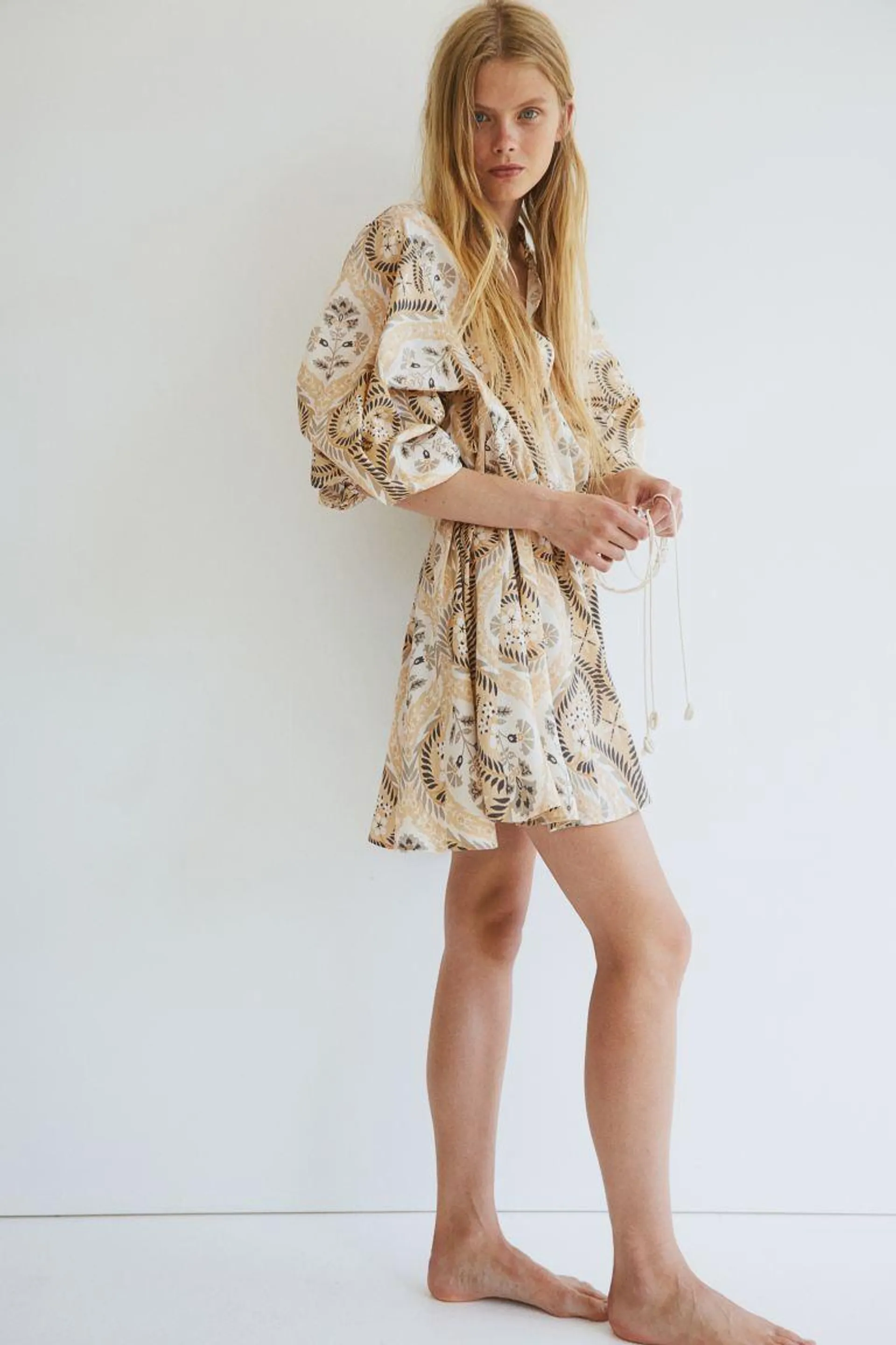 Robe avec ceinture en macramé