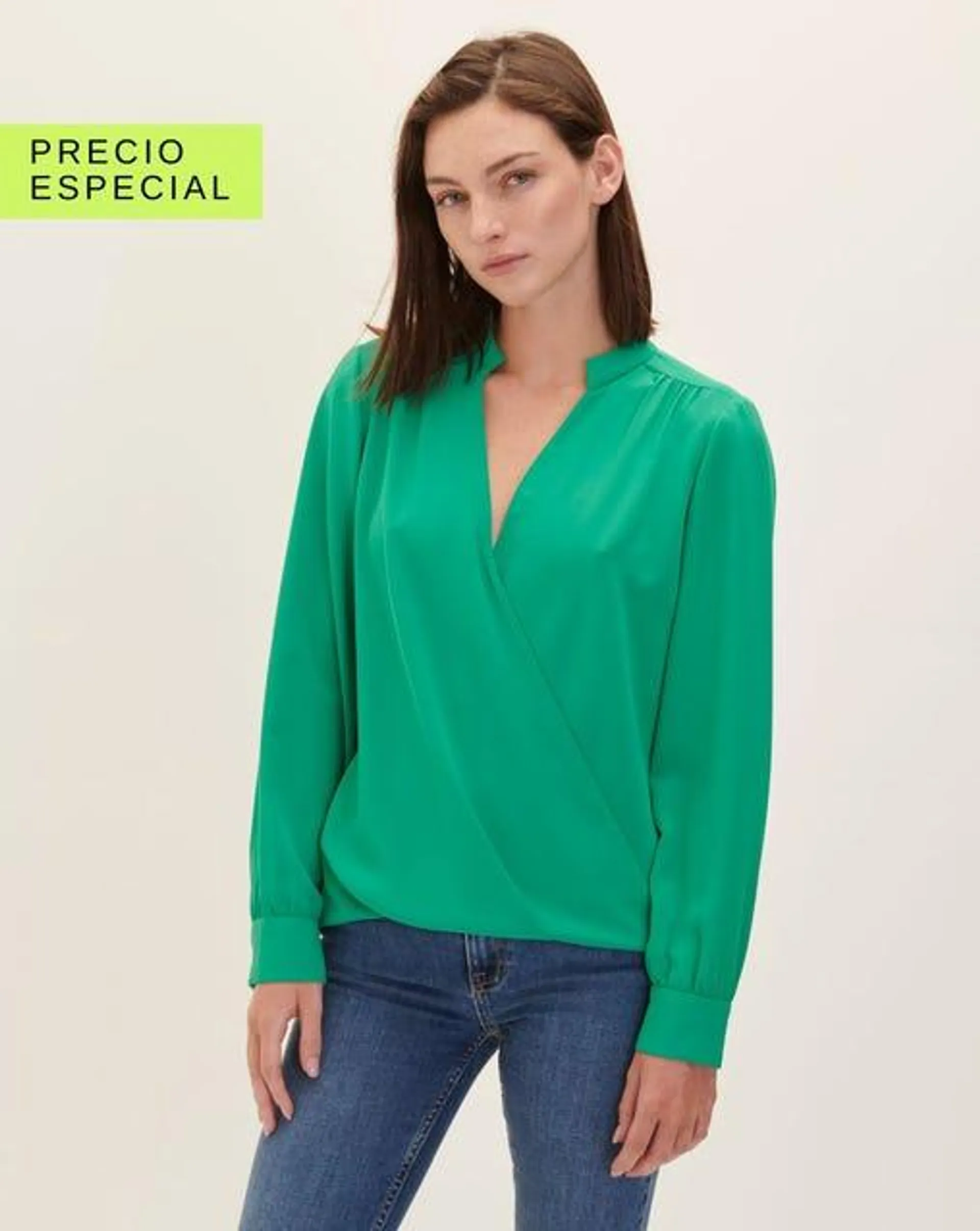 Blusa Envolvente Verde Cuello Mao Escote V