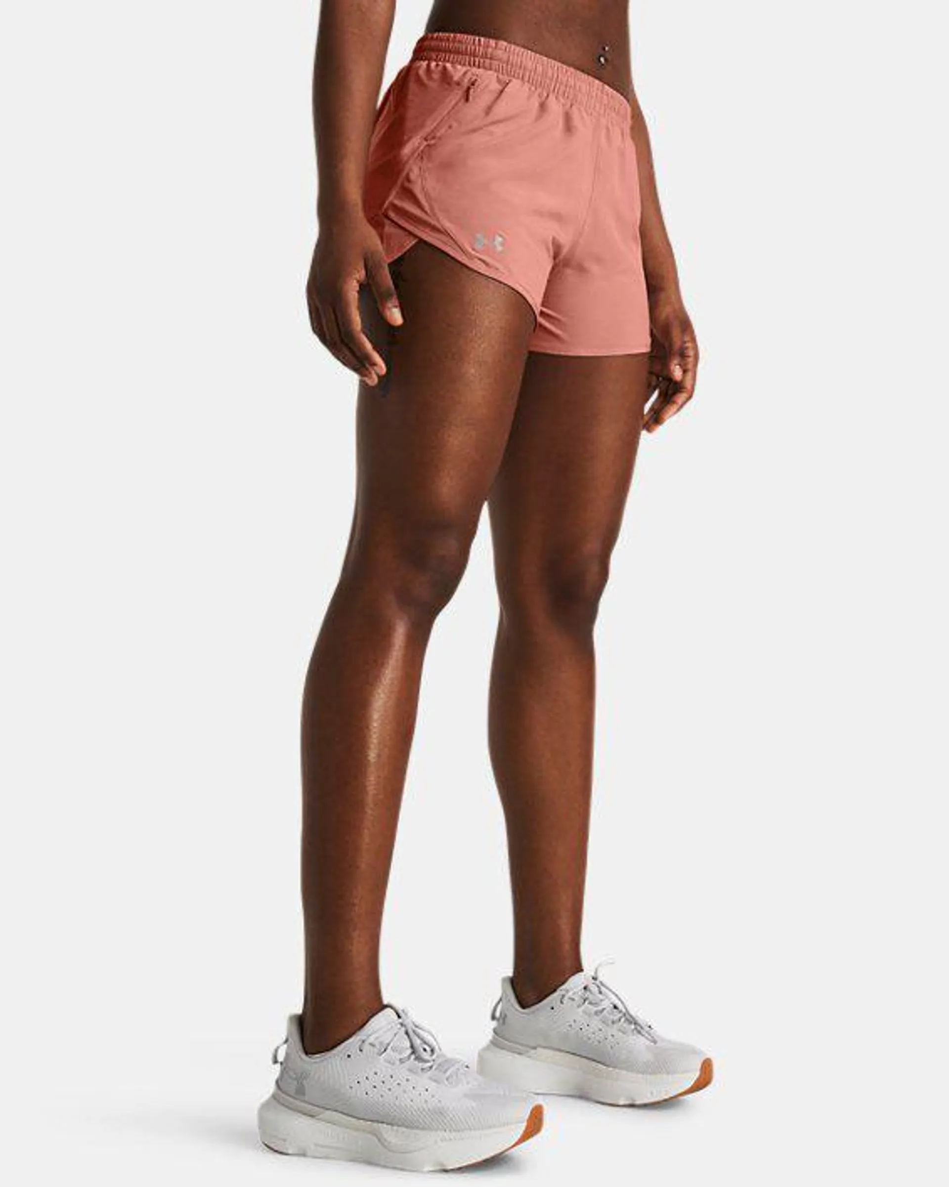 Shorts de 7 cm (3 in) UA Fly-By para mujer