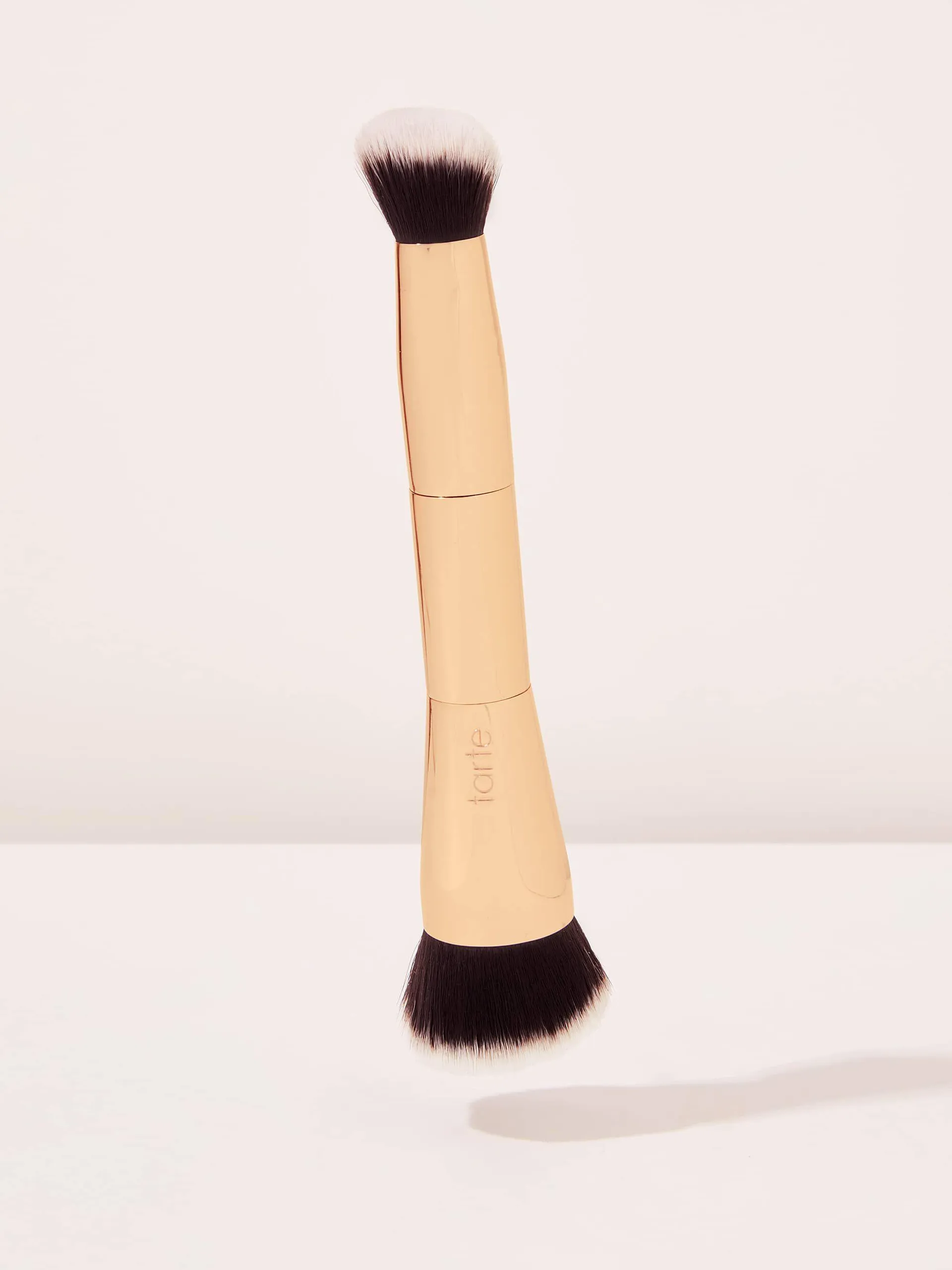 shape tape™ double-ended complexion brush