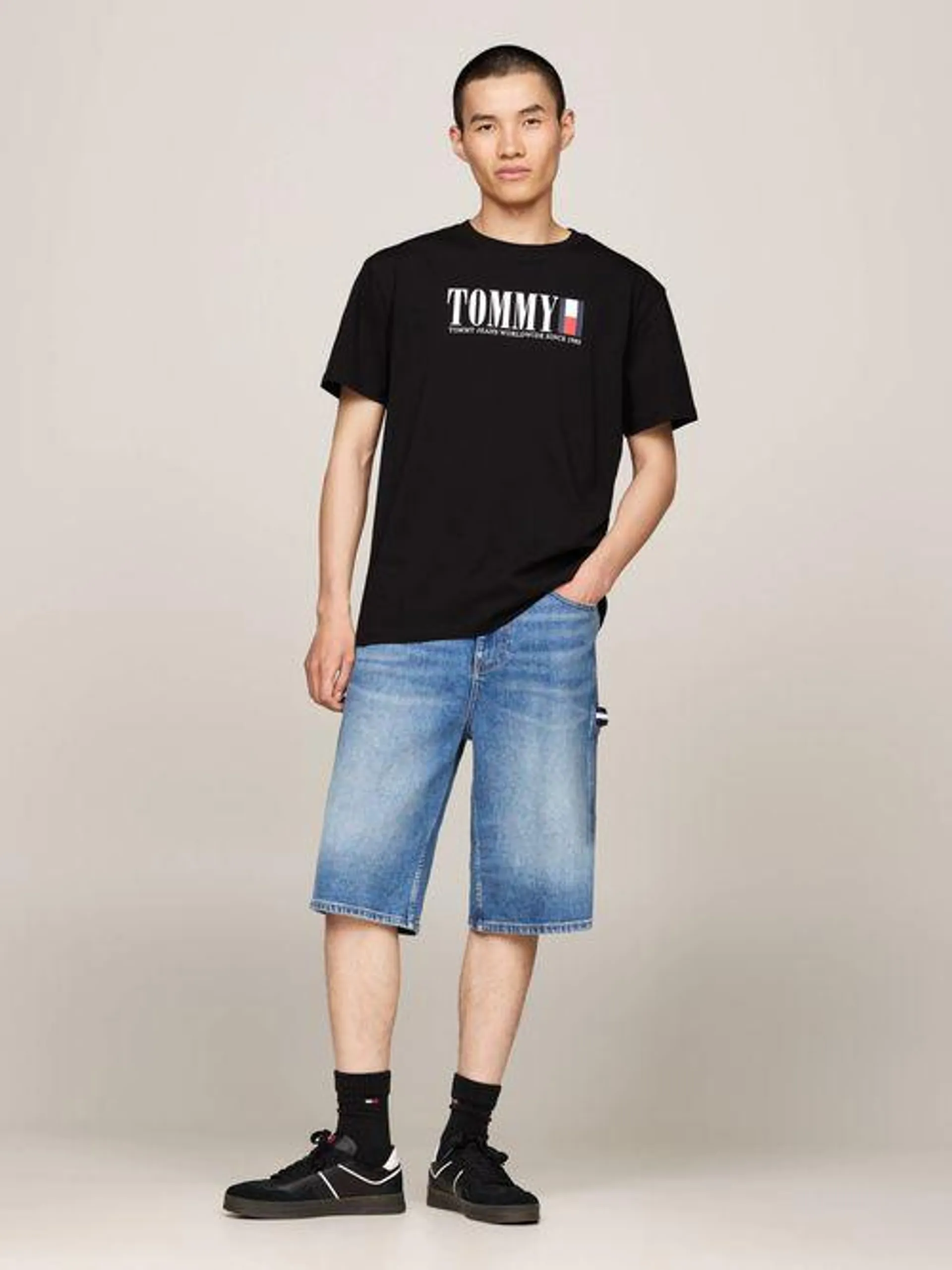 Playera de cuello redondo con logo de Tommy de hombre Tommy Jeans