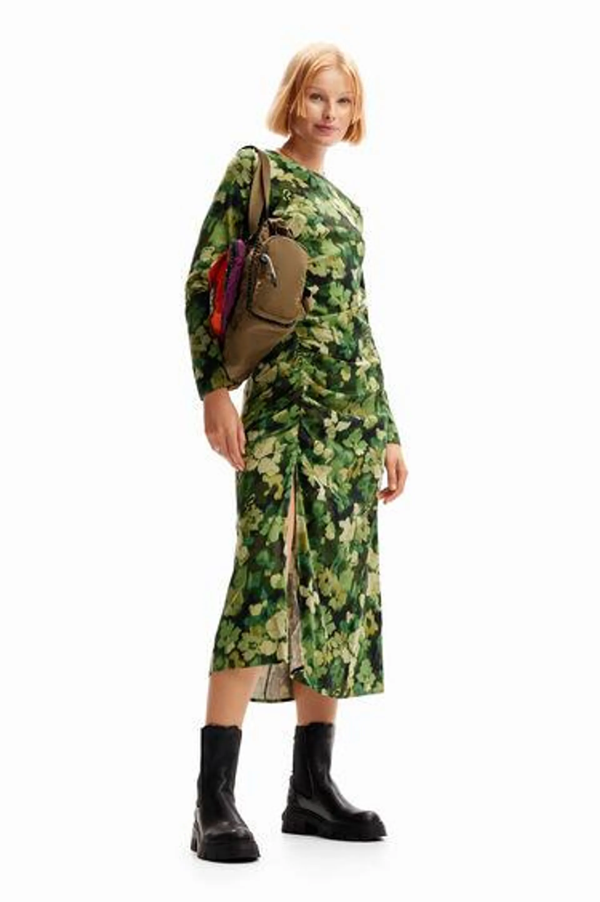 Vestido midi fruncido