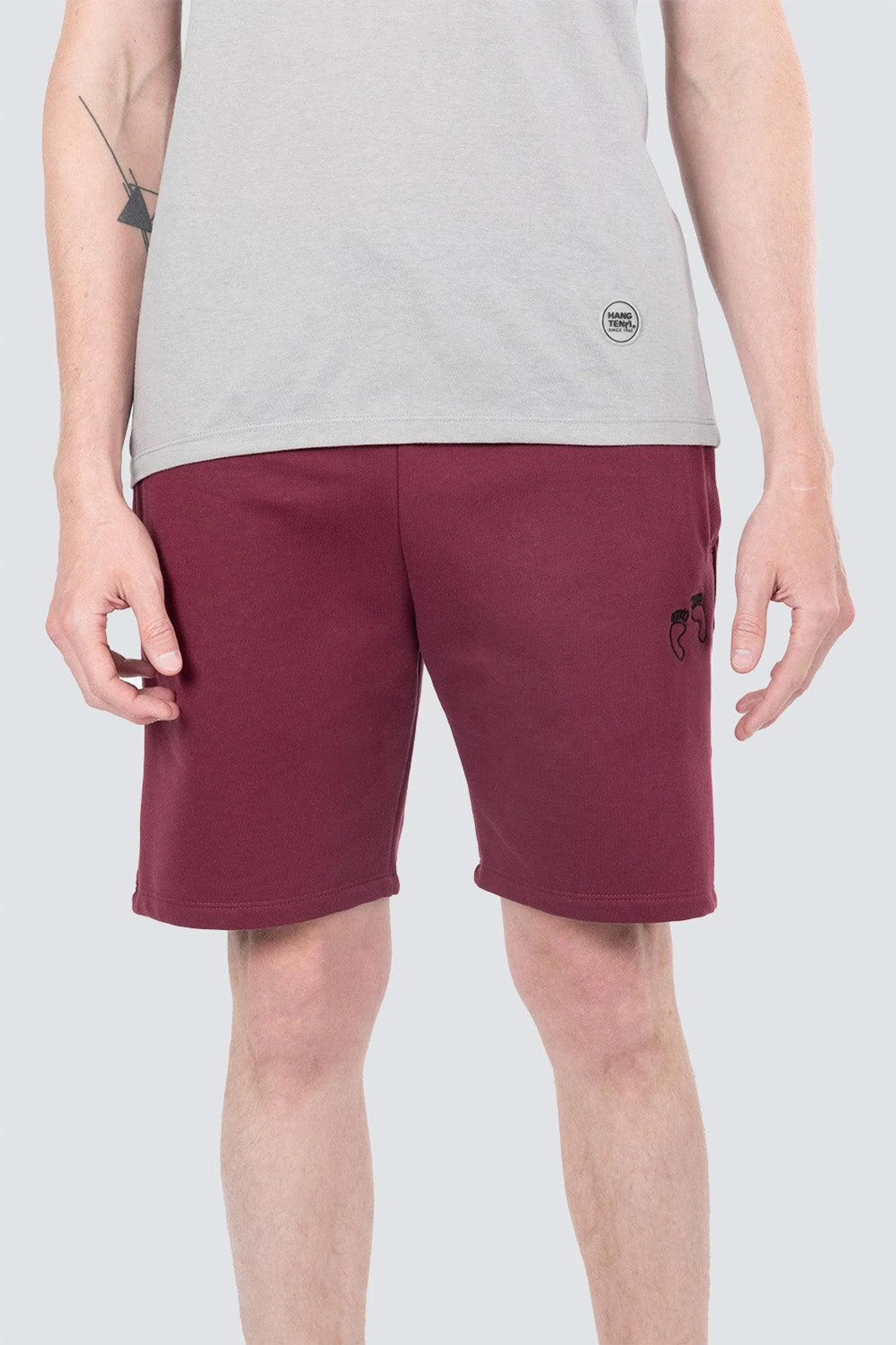 Short deportivo vino