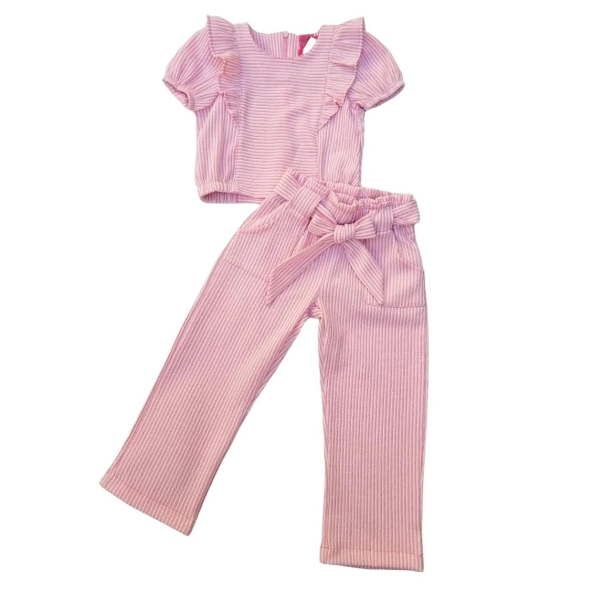 Conjunto rosado con rayas