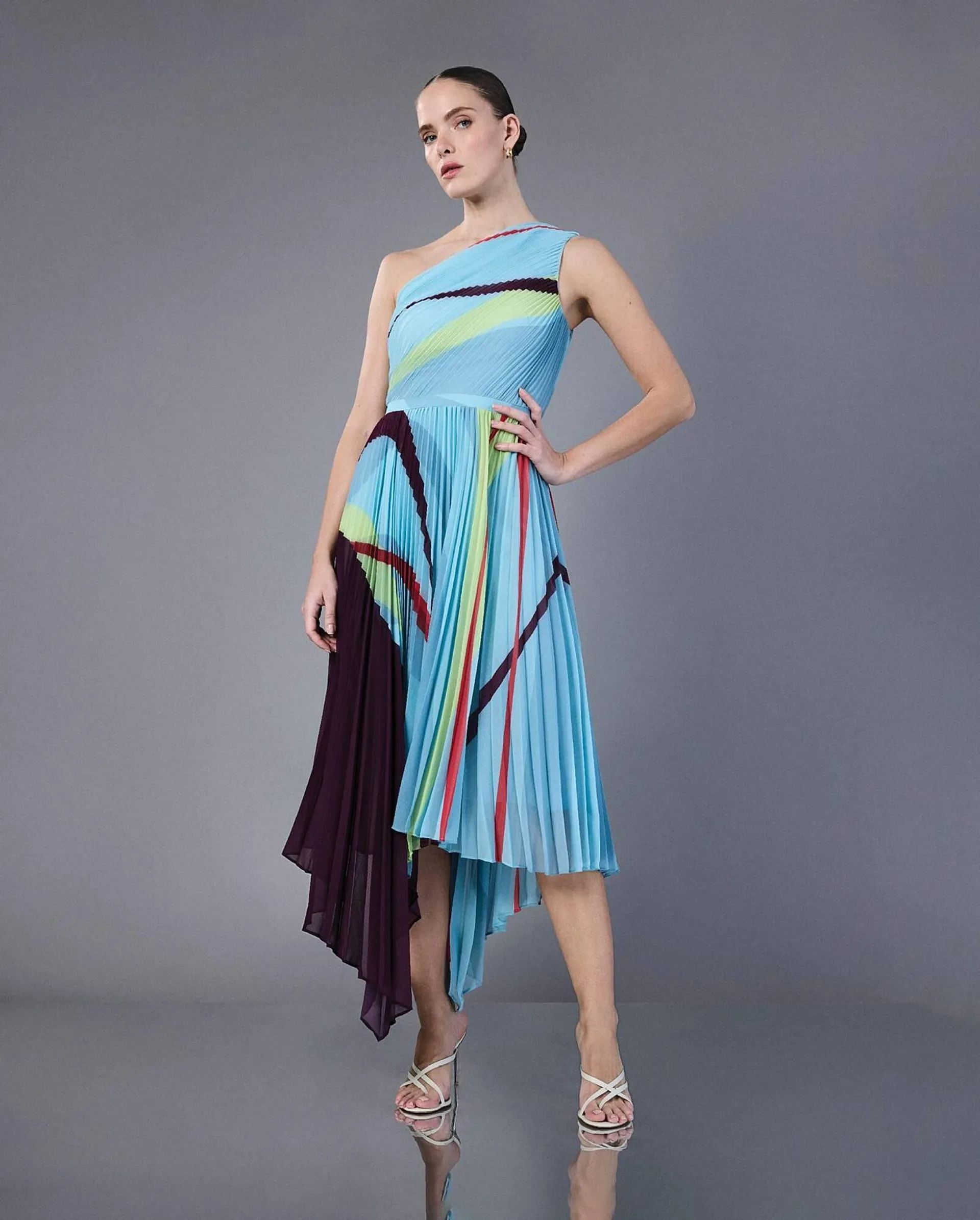 Catálogo de Catálogo BCBGMAXAZRIA 20 de abril al 20 de abril 2025 - Pagina 4