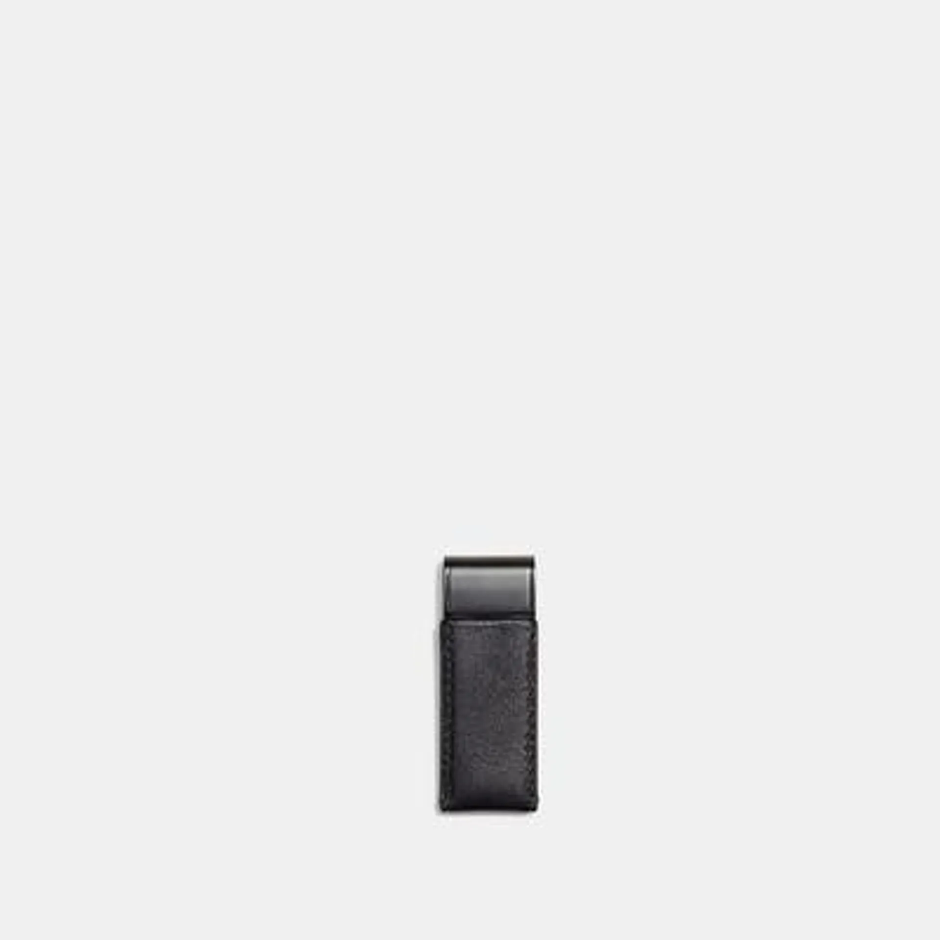 Money Clip En Piel