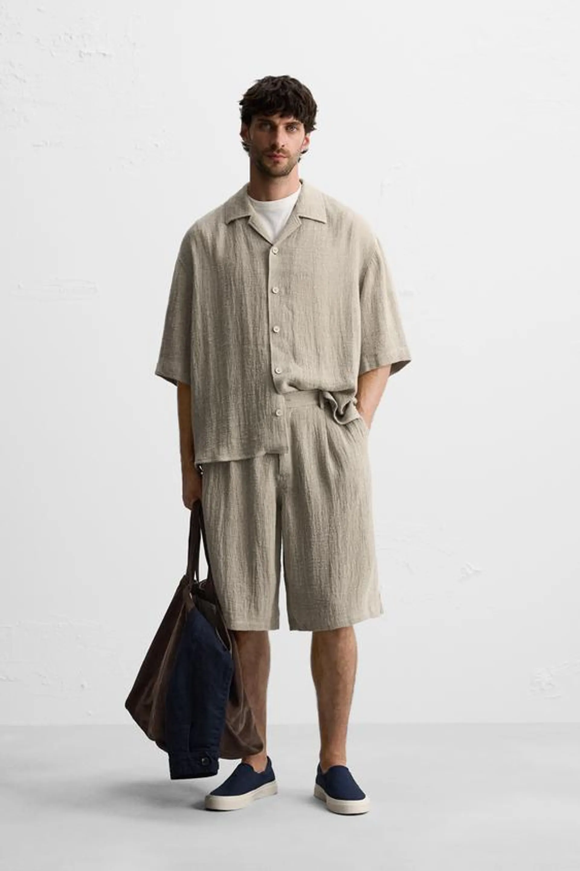 100% LINEN OVERSIZED FIT SHIRT