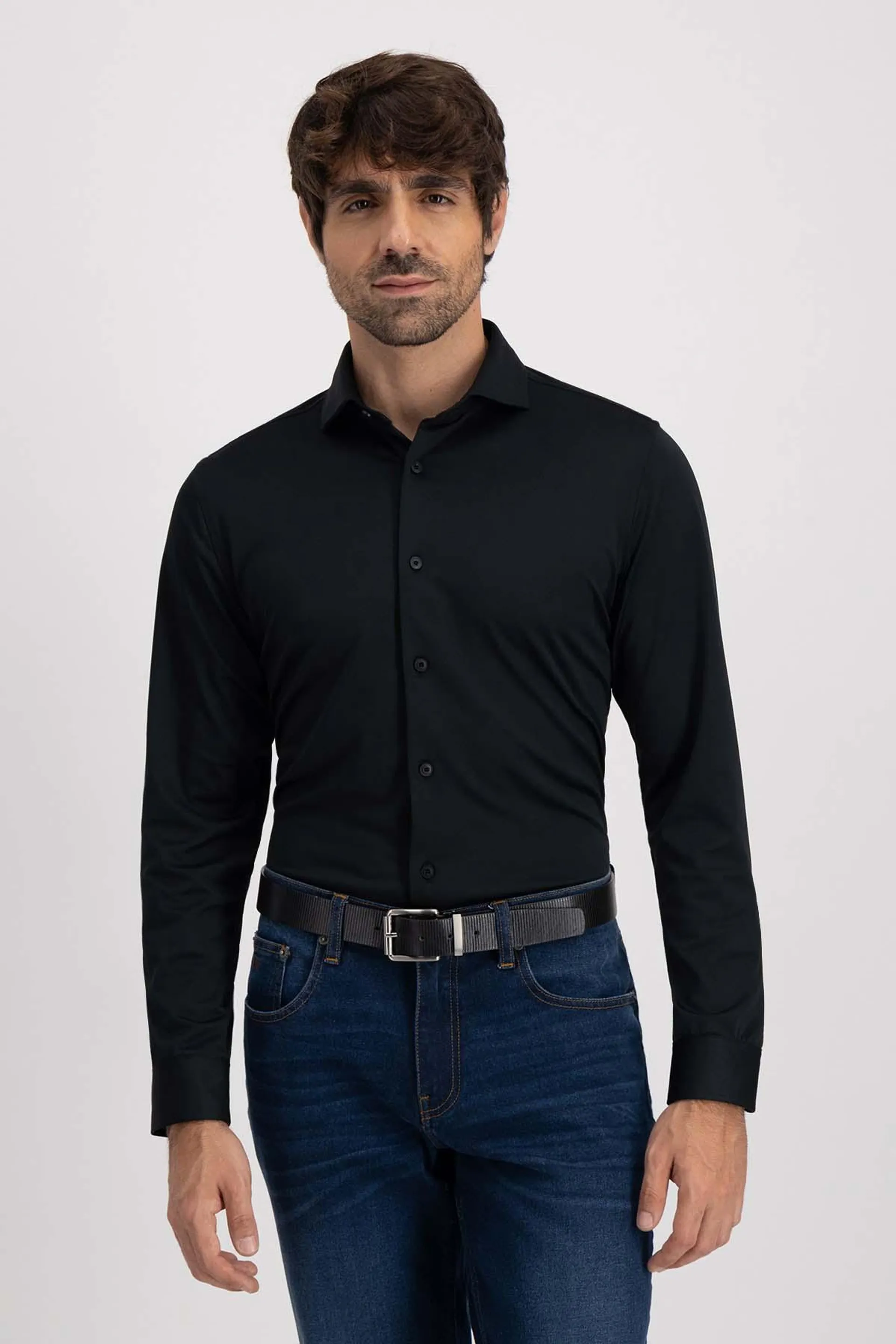 Camisa Casual Roberts Red Anatomic Technology Color Negro Slim Fit