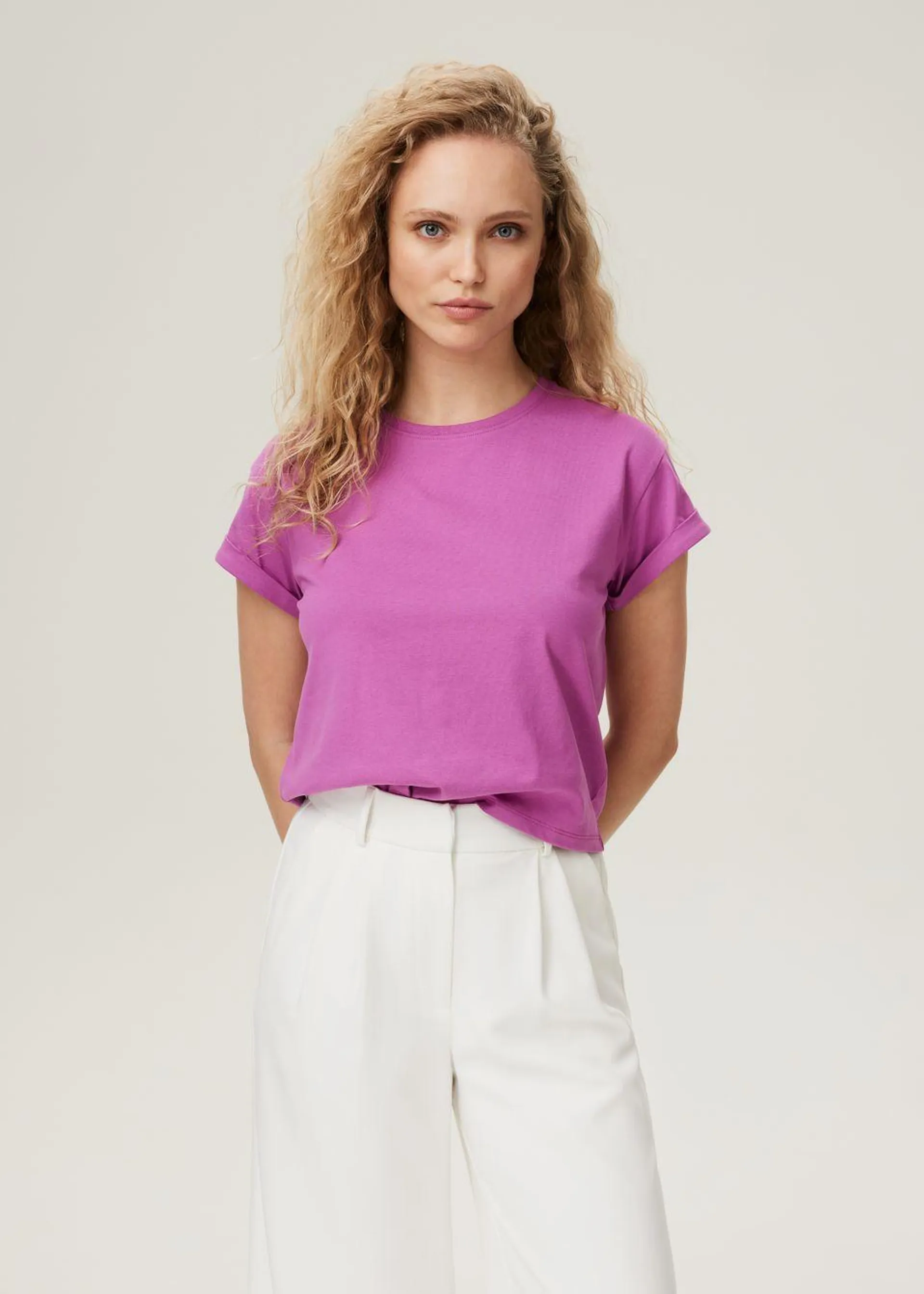 Cropped Tee