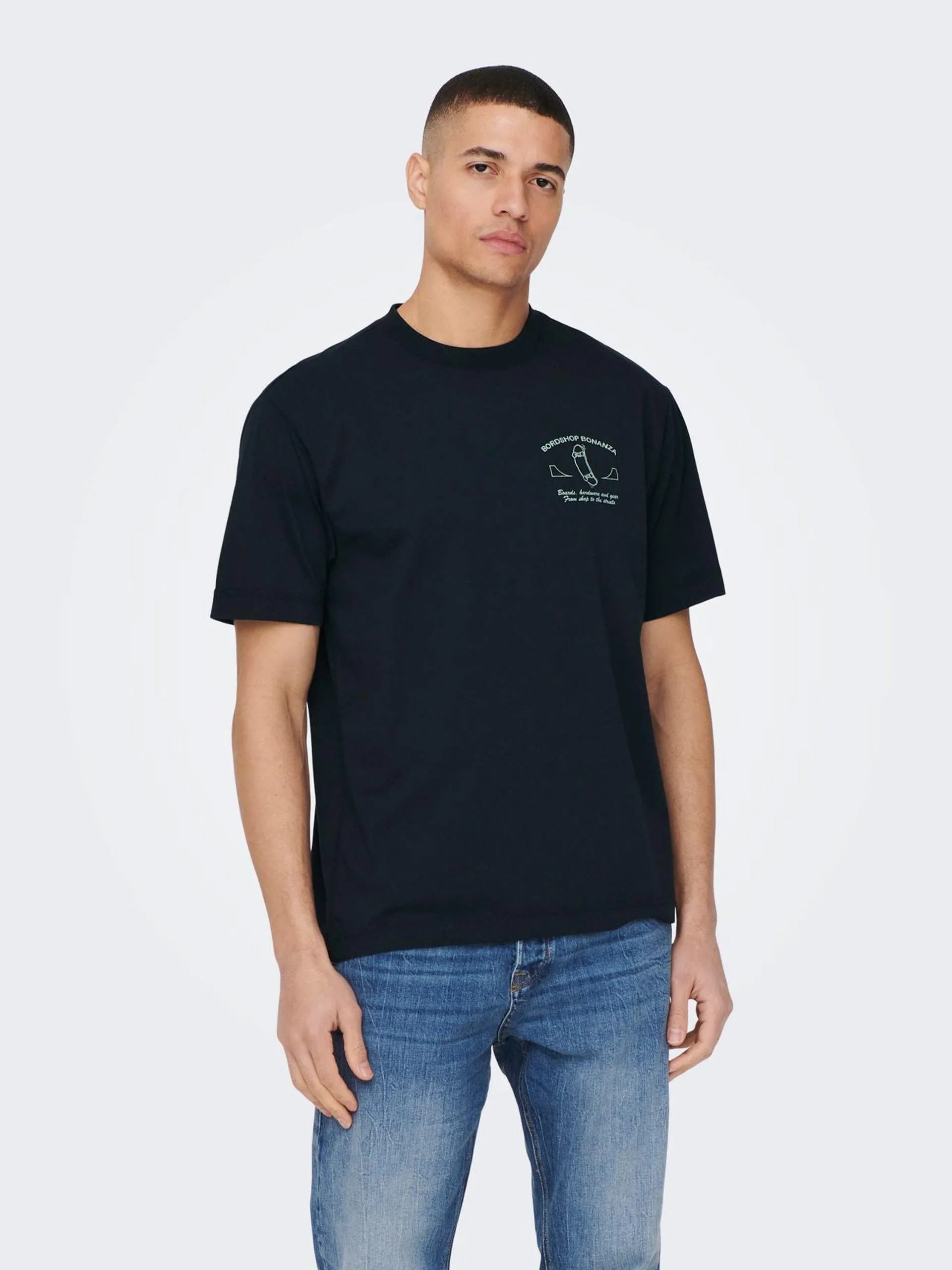 Relaxed fit O-hals T-shirts