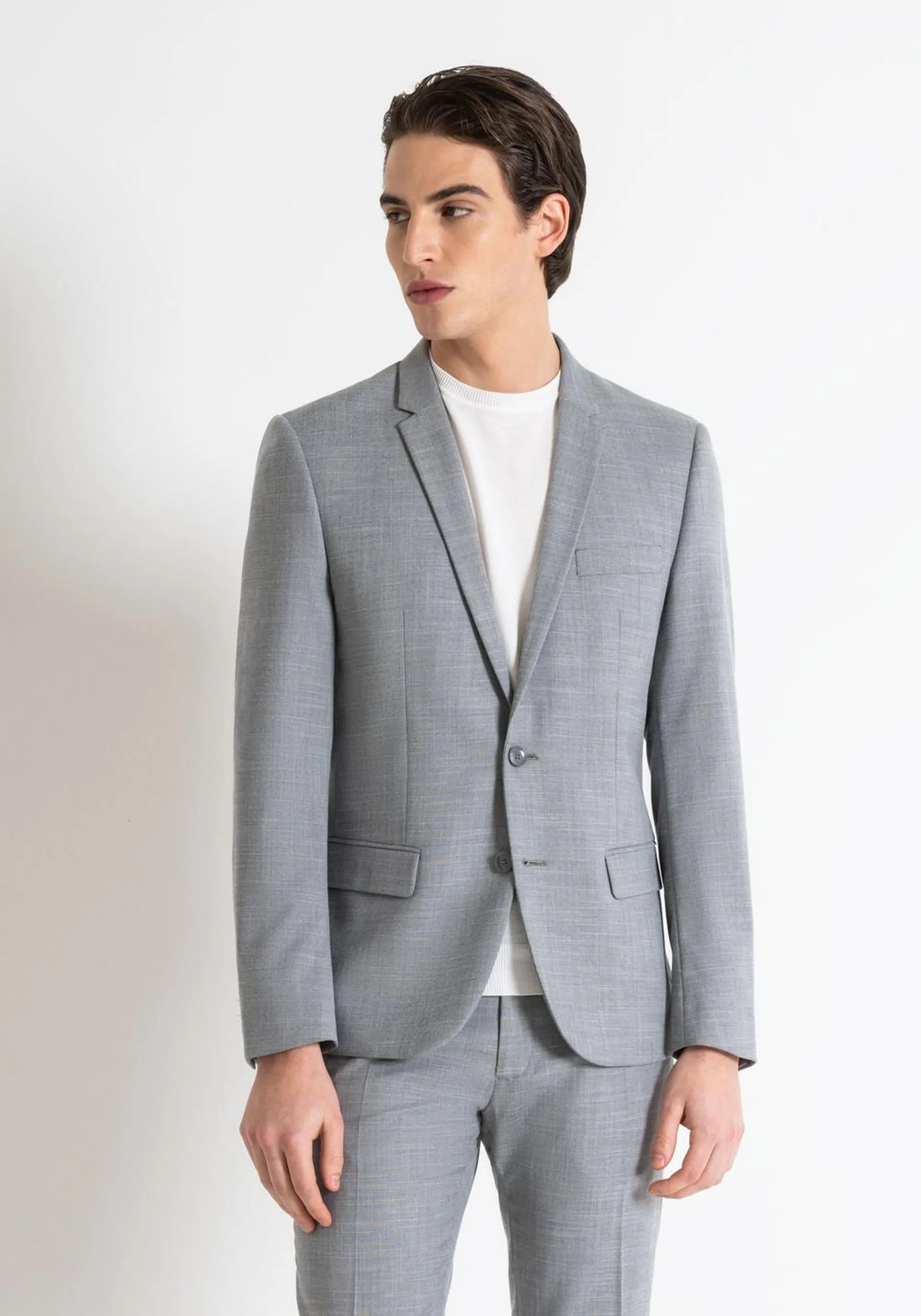 SLIM FIT "BONNIE" JACKET IN STRETCH VISCOSE BLEND FABRIC WITH SLUB EFFECT