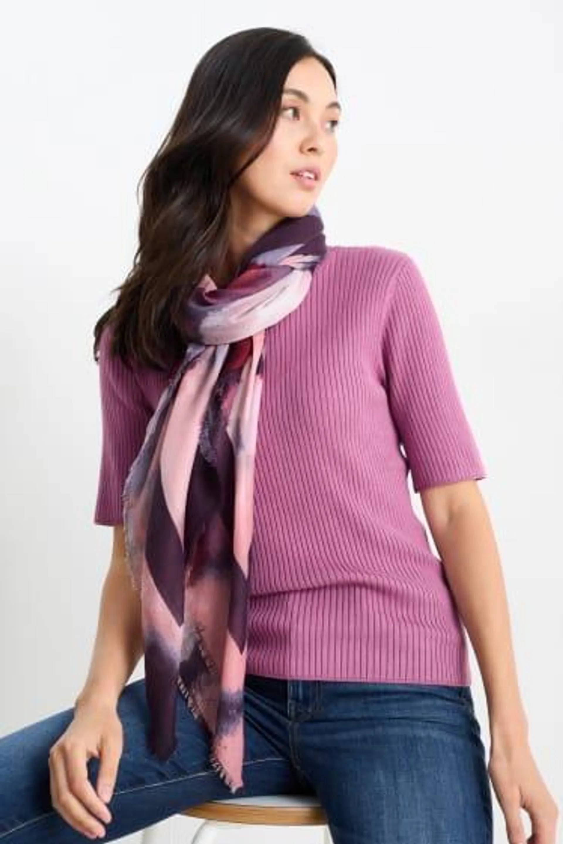 Scarf - patterned