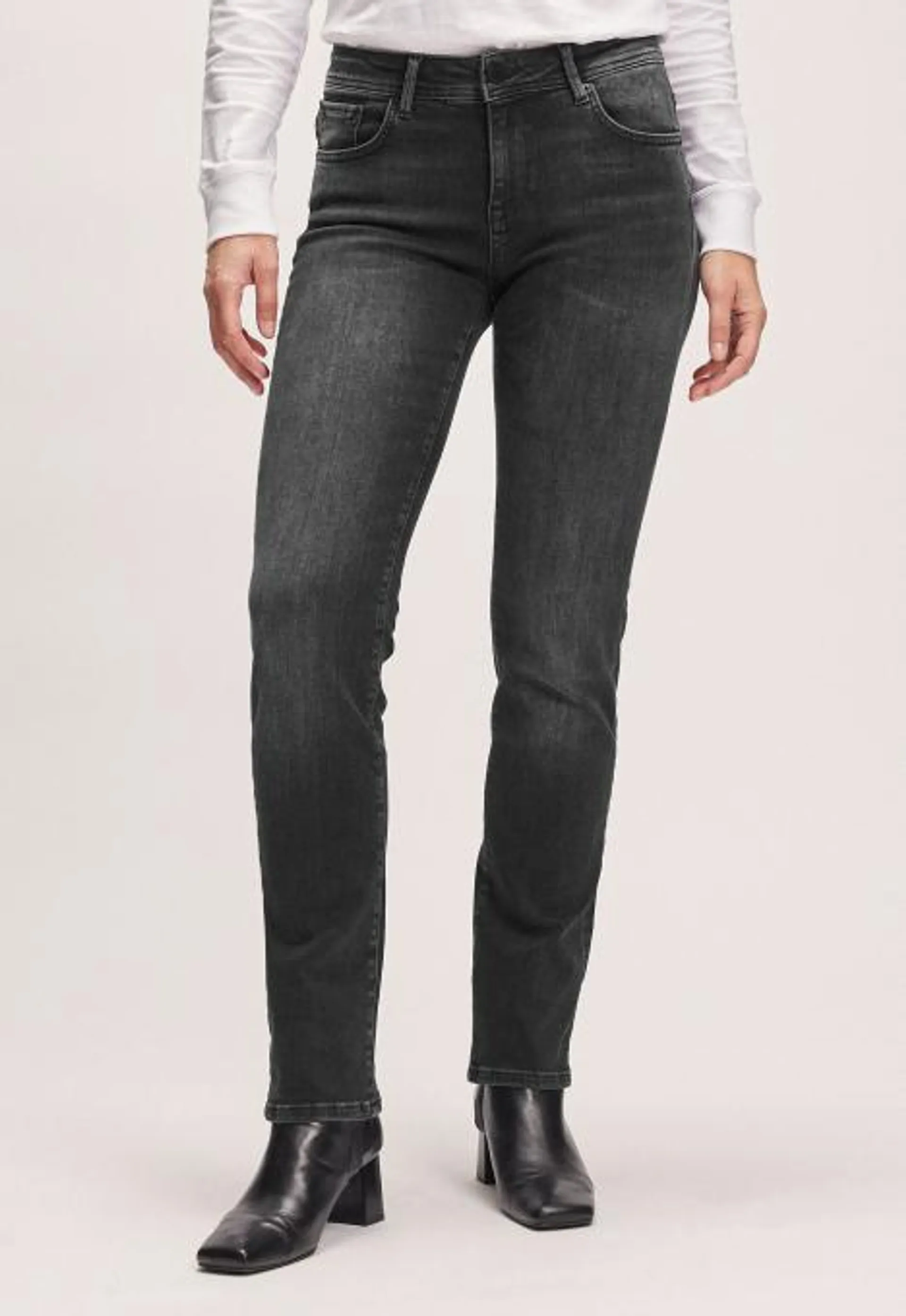 Luna Straight Jeans