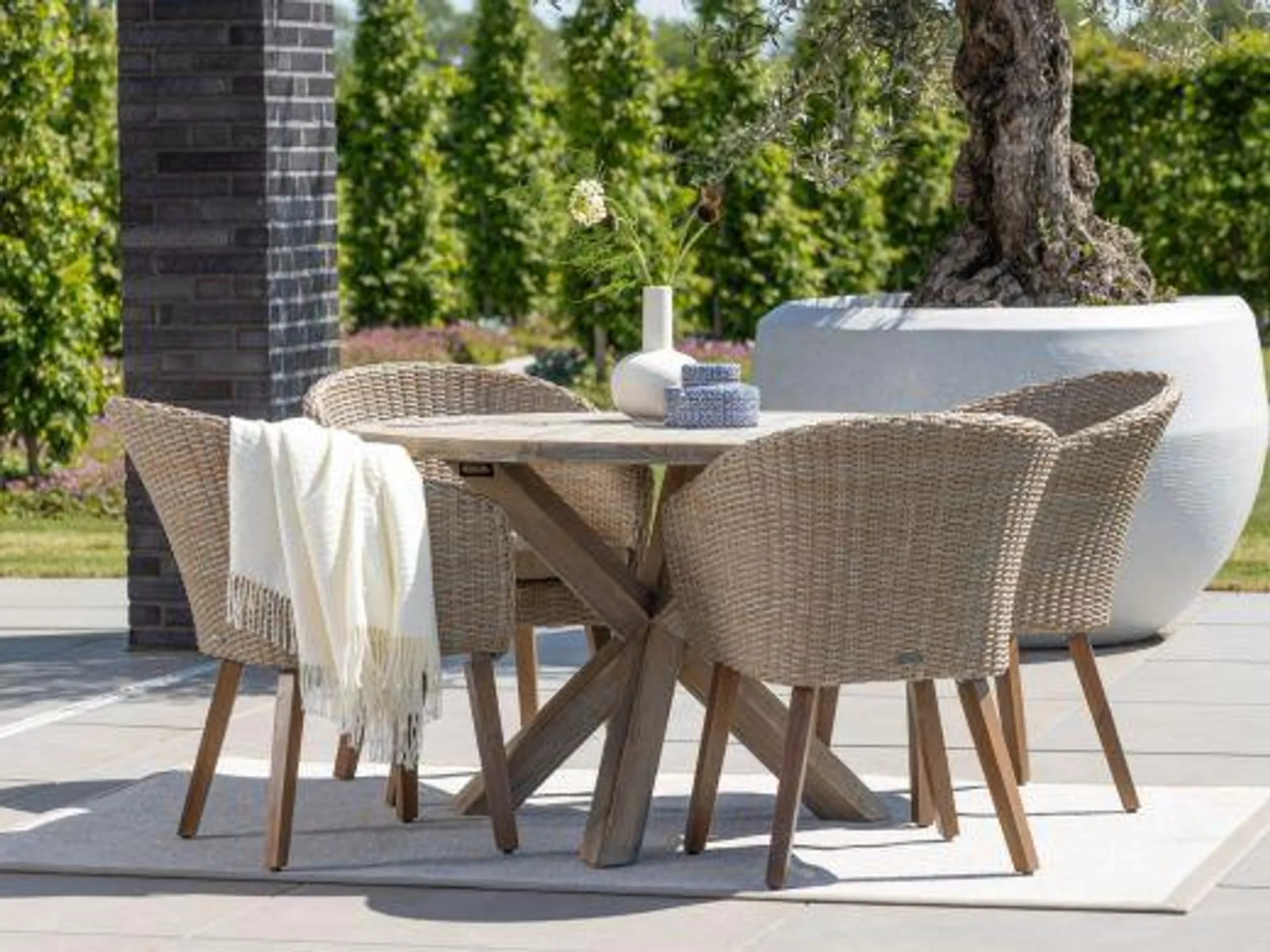Intenso Tropea/ROUGH-Y ø 120cm dining tuinset 5-delig