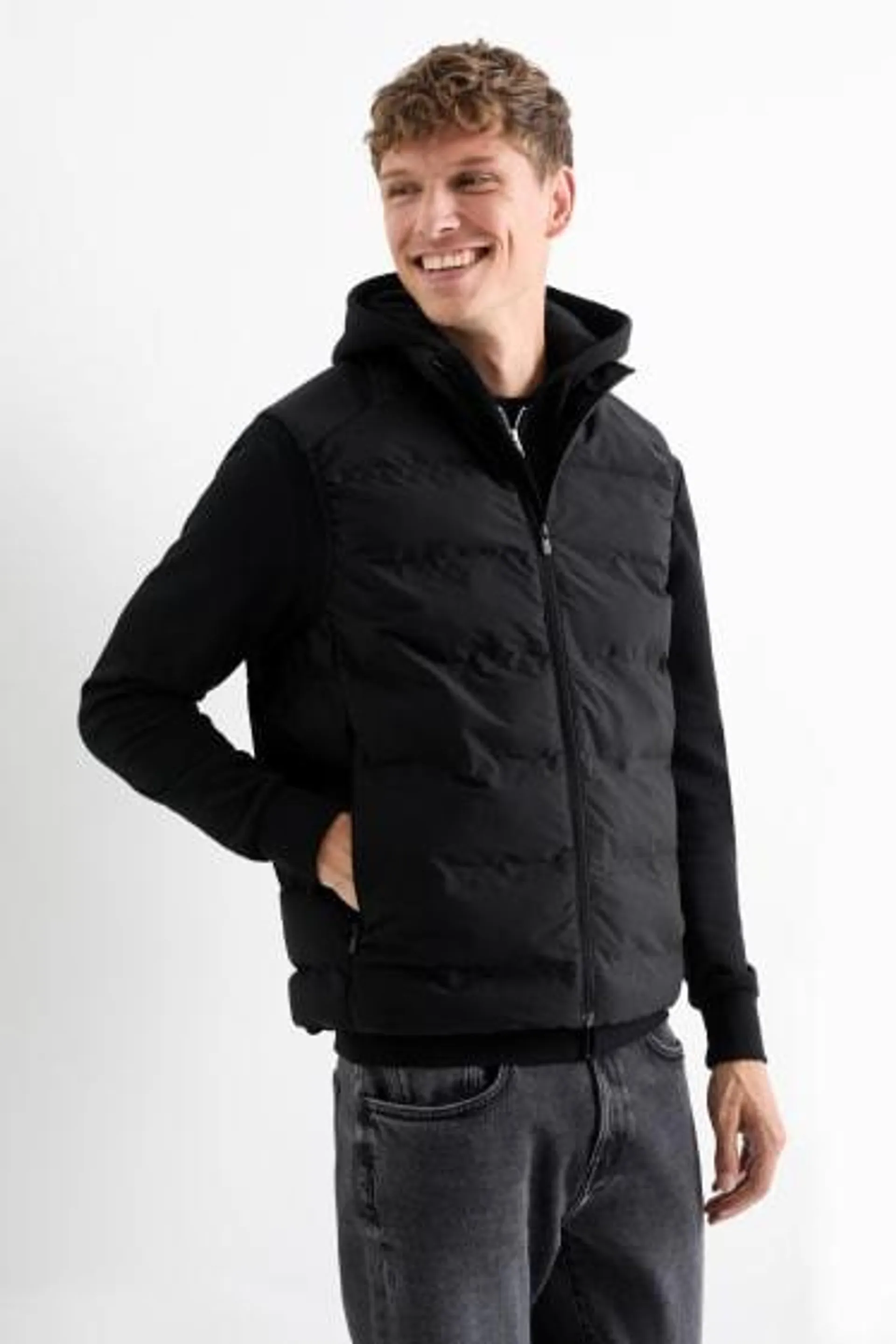 Quilted gilet - water-repellent