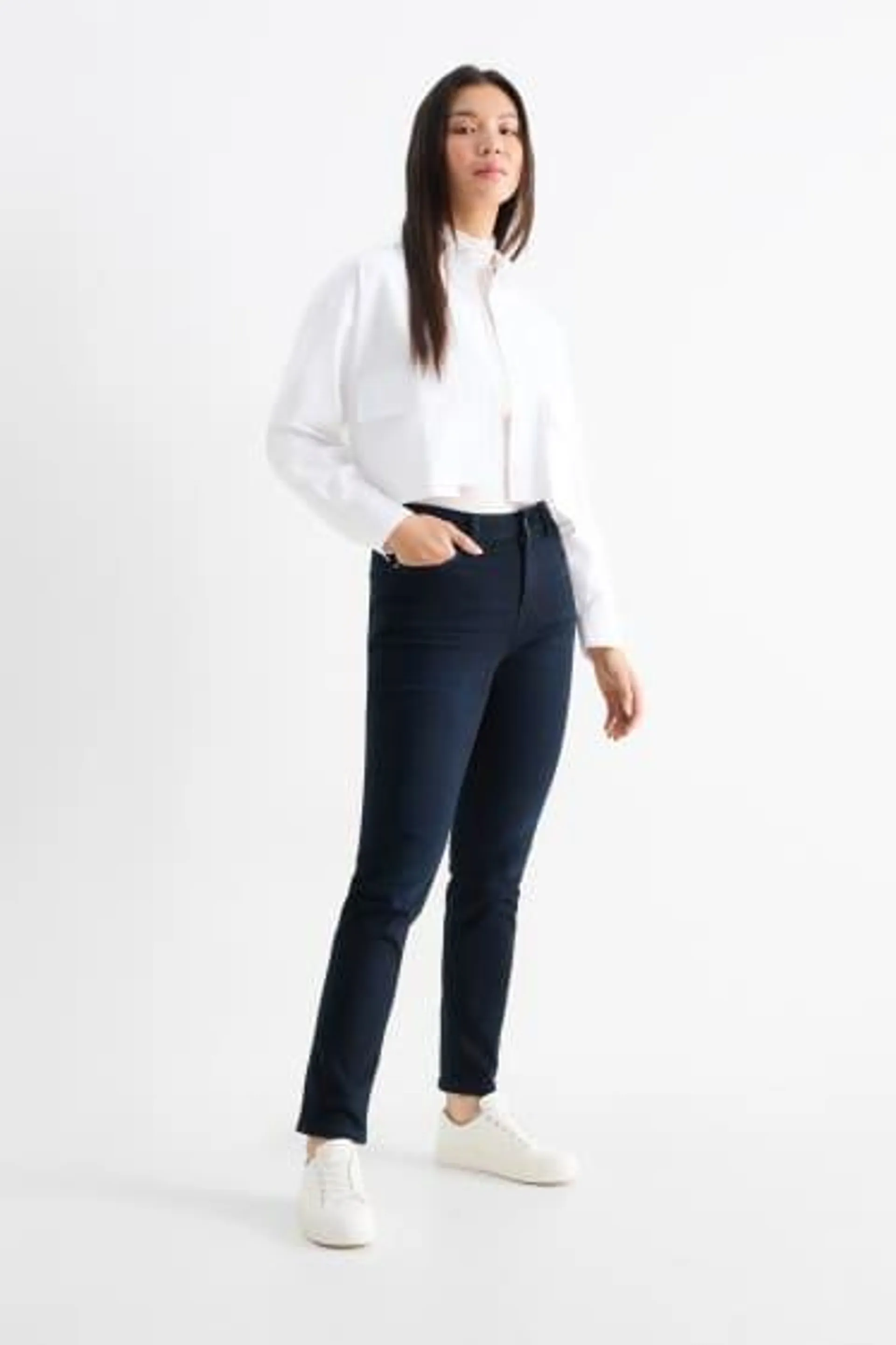 Slim jeans - mid-rise waist - shaping jeans - LYCRA®