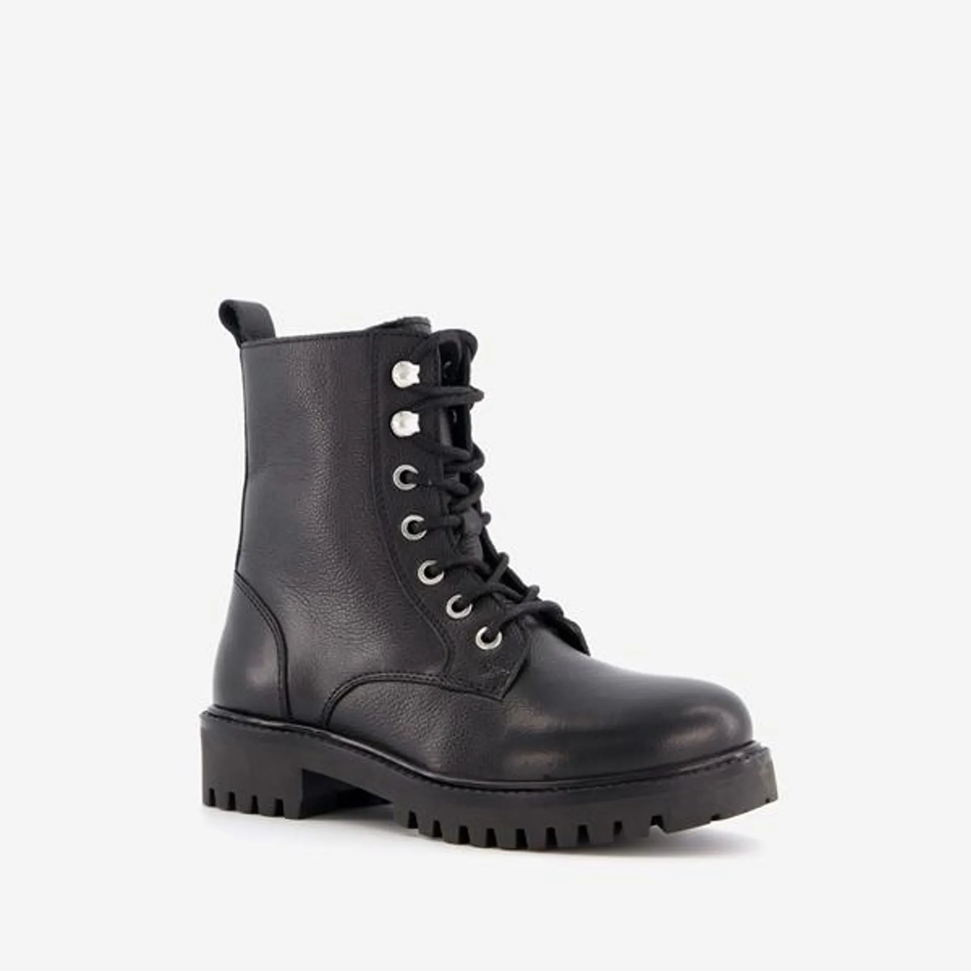 Zwarte veterboots van Hush Puppies. Gemaakt van leer, een binnenwerk van te...