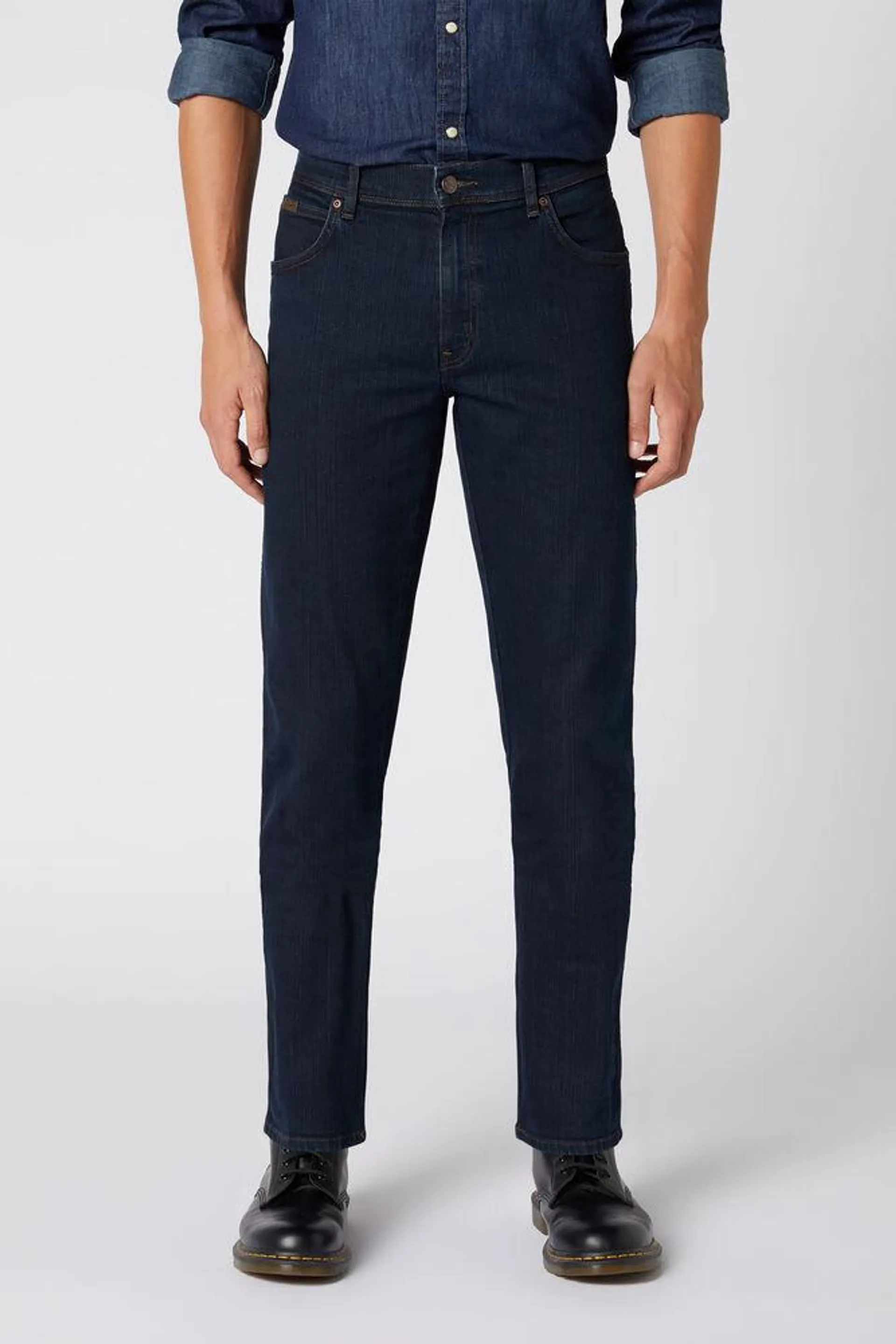 wrangler texas regular fit stretch