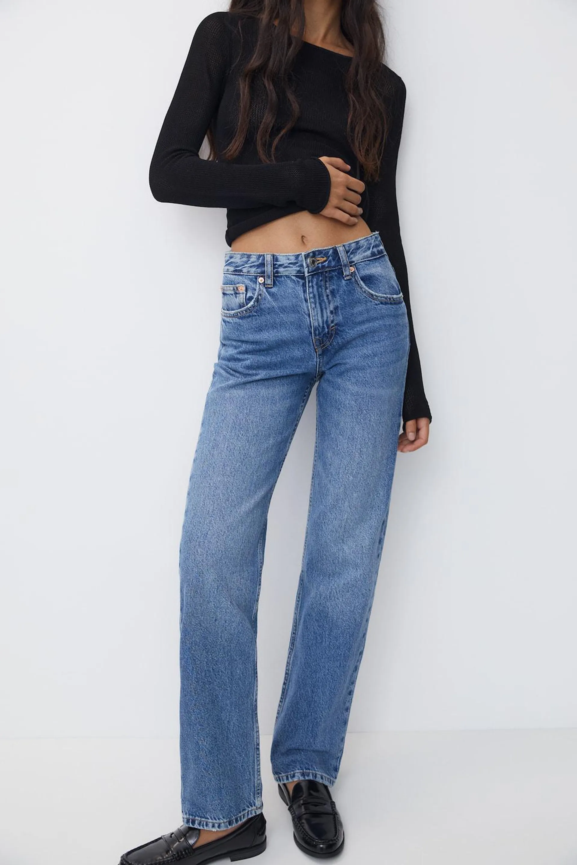 RECHT MODEL JEANS MET HALFHOGE TAILLE