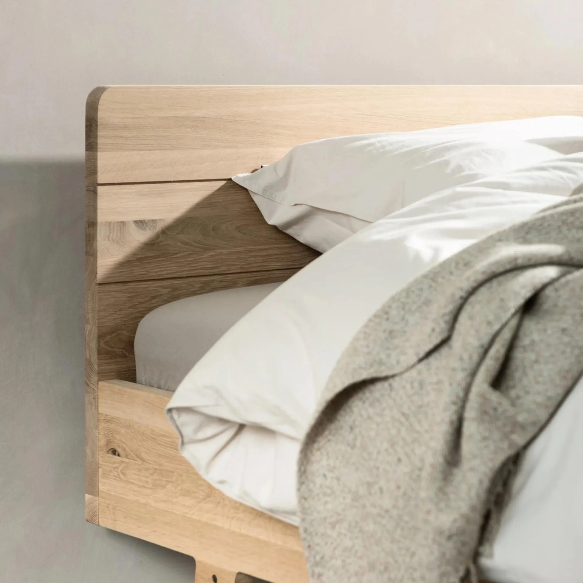 Bedframe Balance Focus