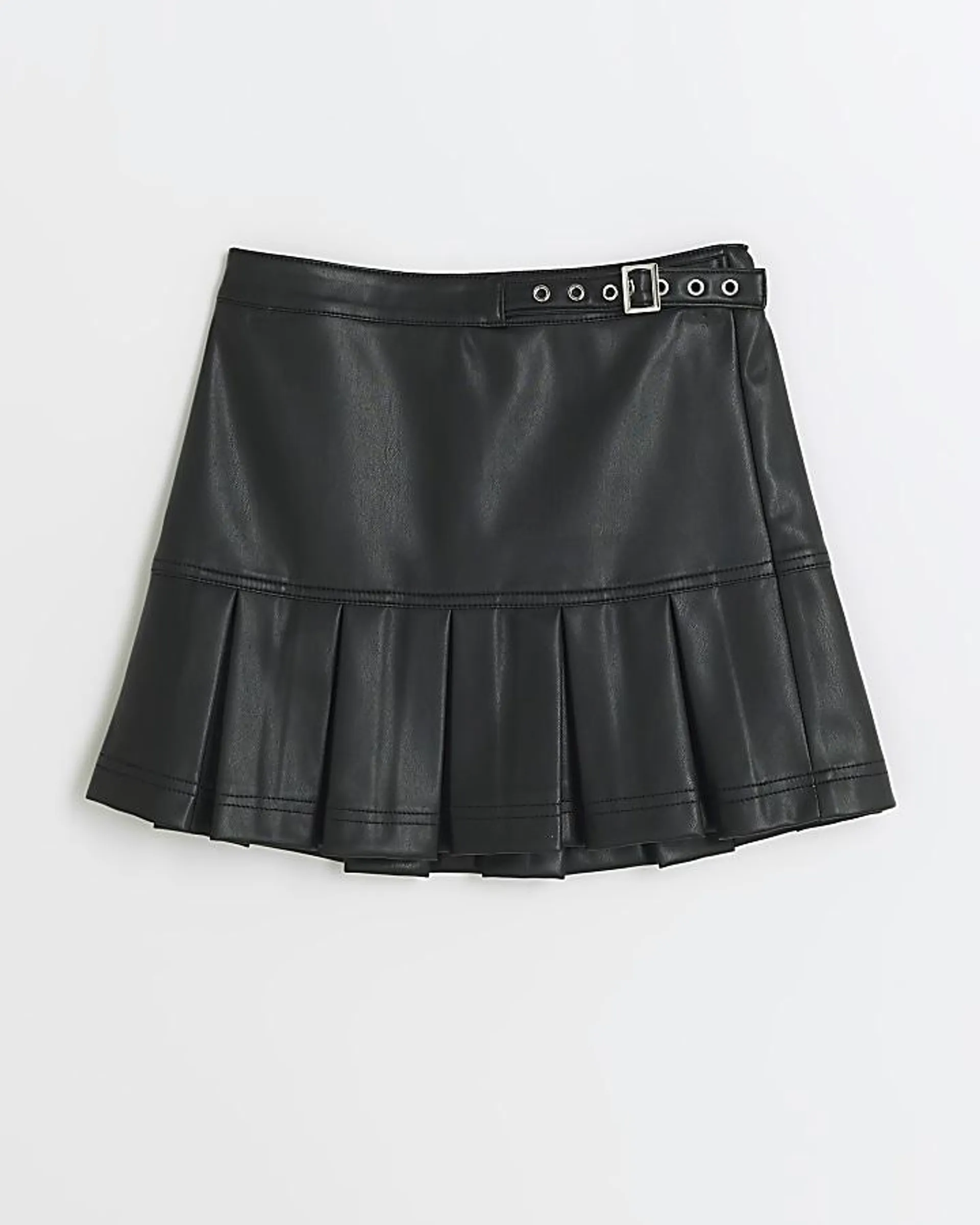 Girls black buckle pleated skirt