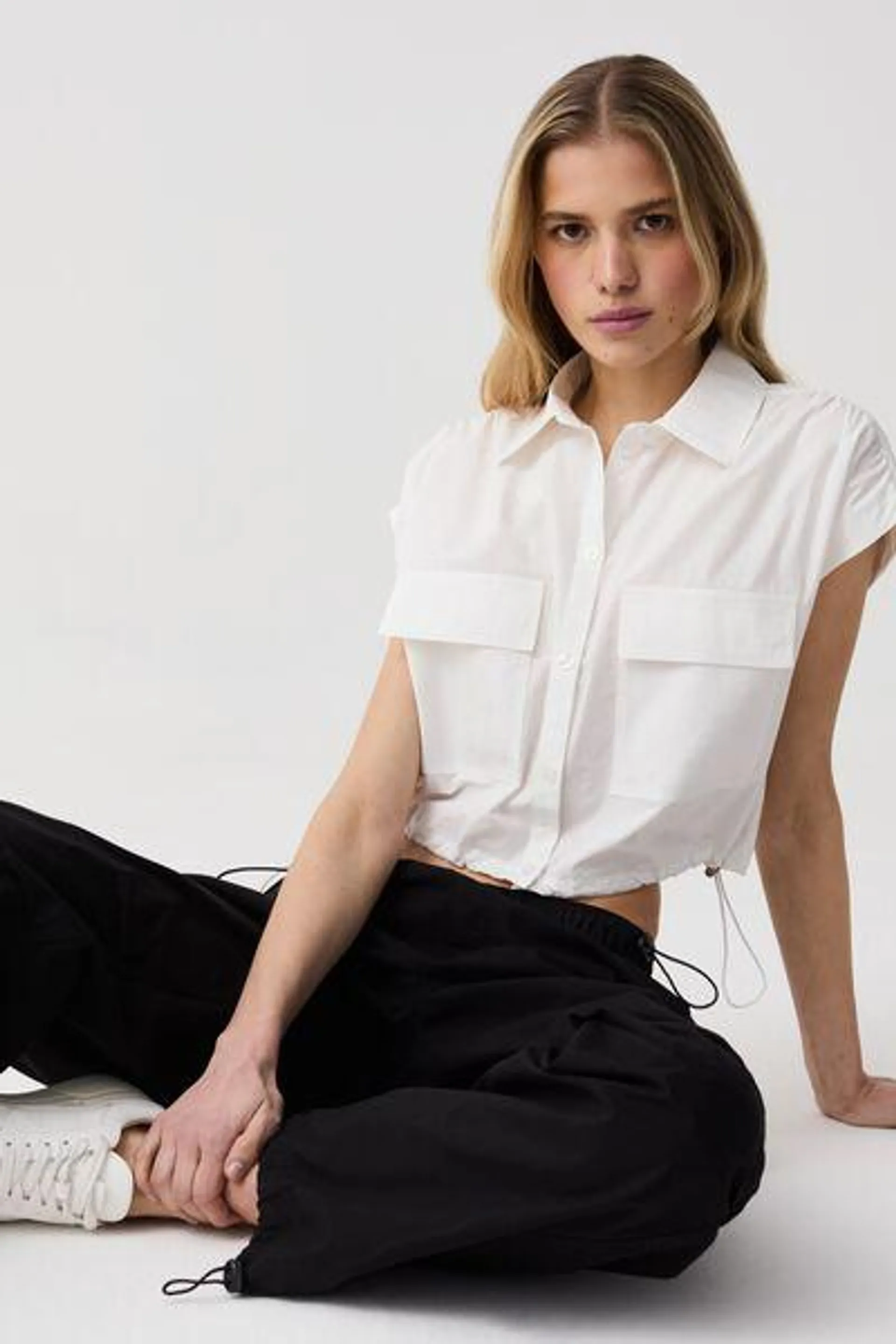 Poplin shirt with pockets