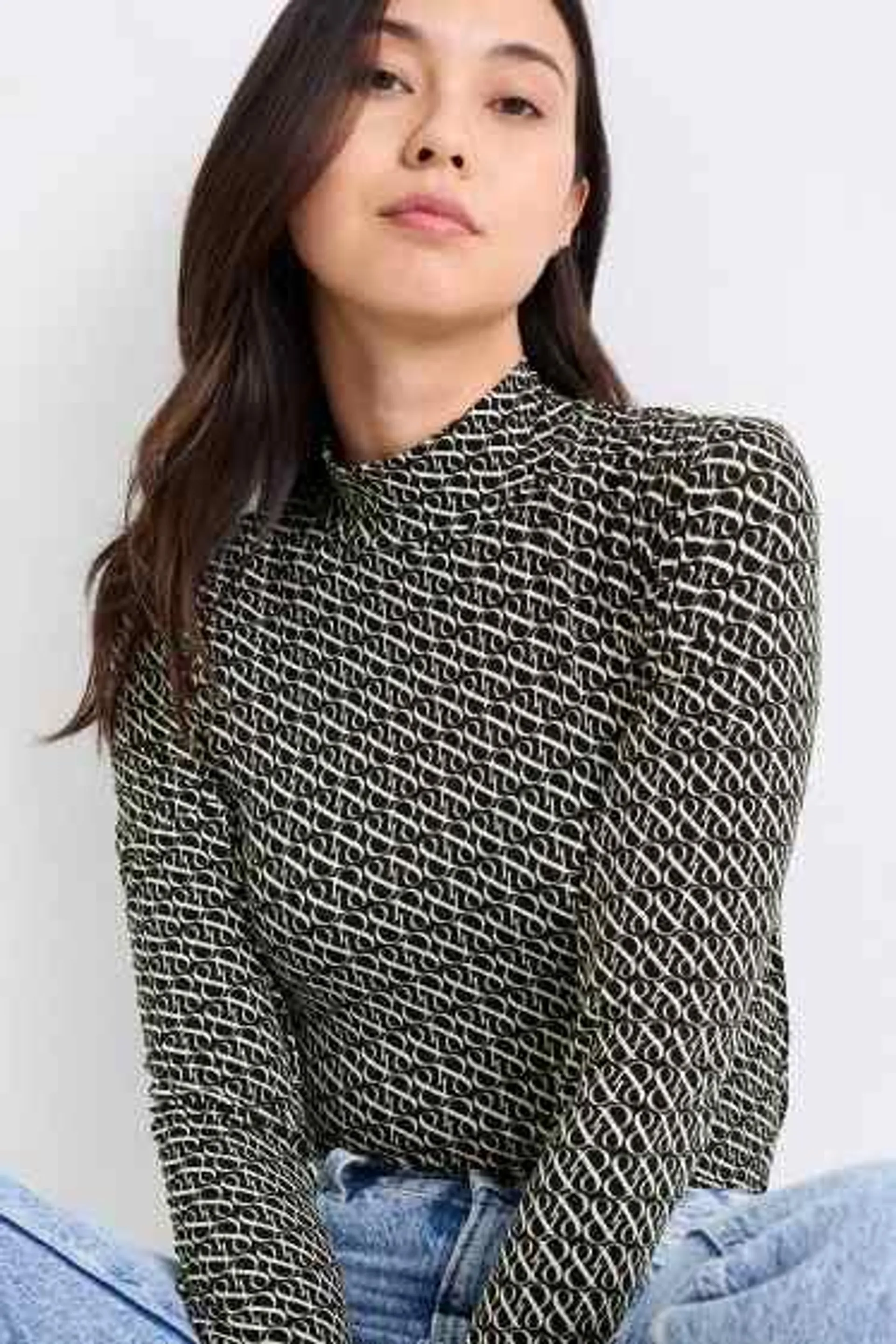 Basic polo neck top - patterned