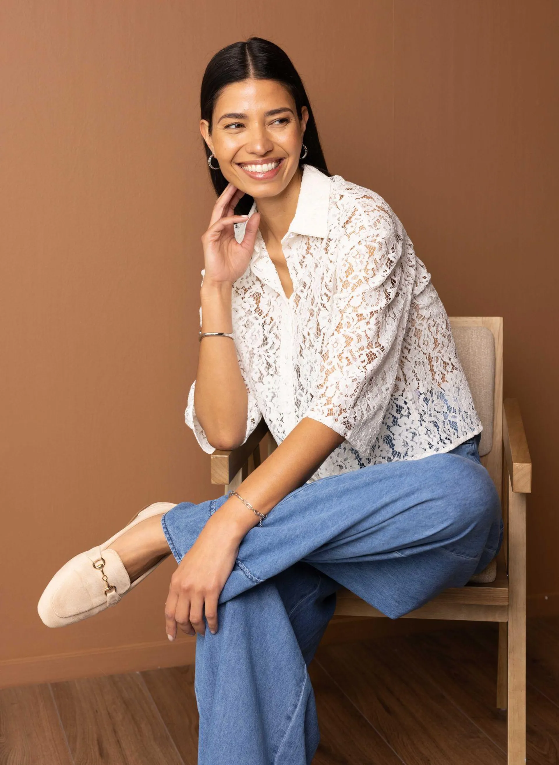 Off-white kanten blouse