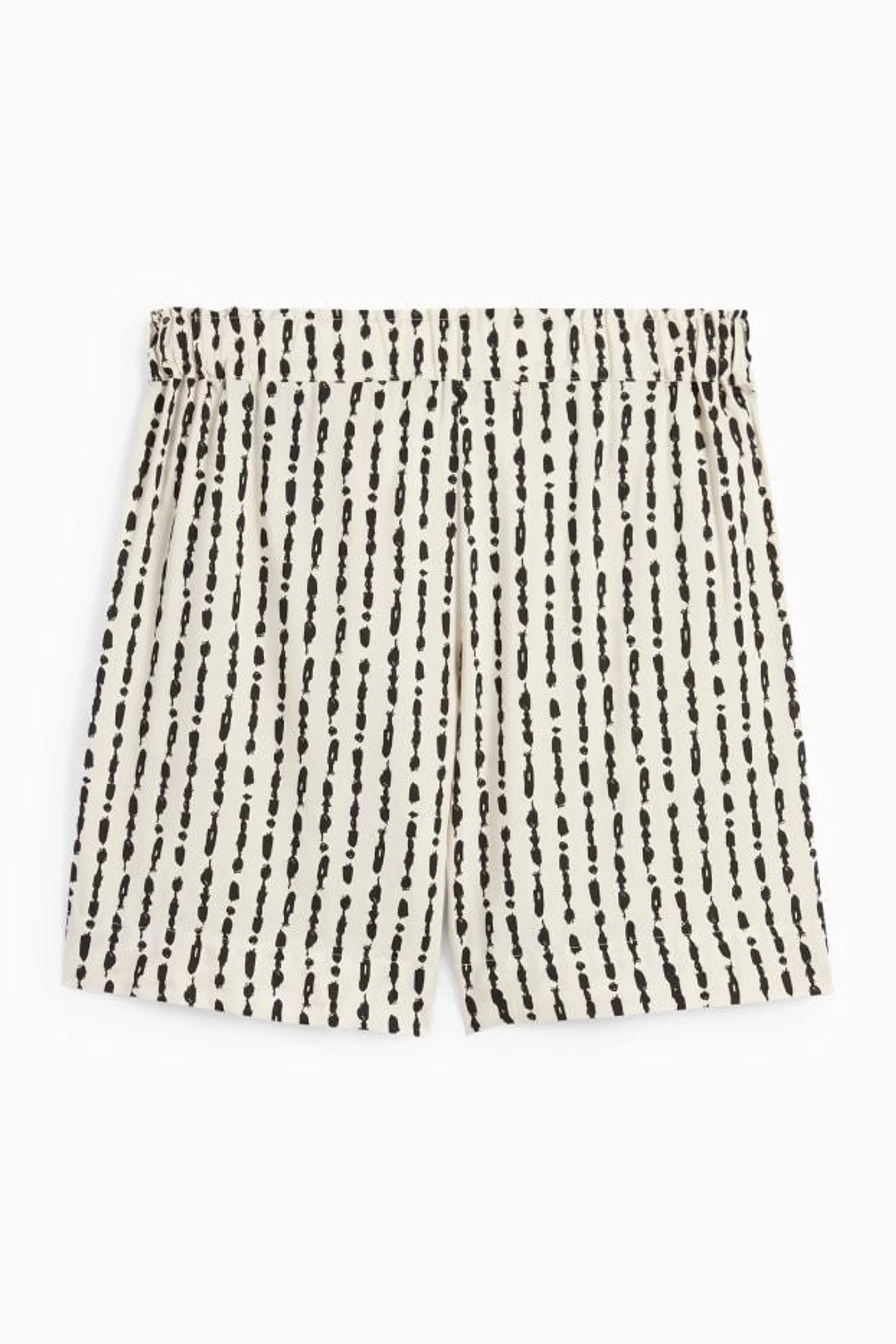 Shorts - mid-rise waist - patterned