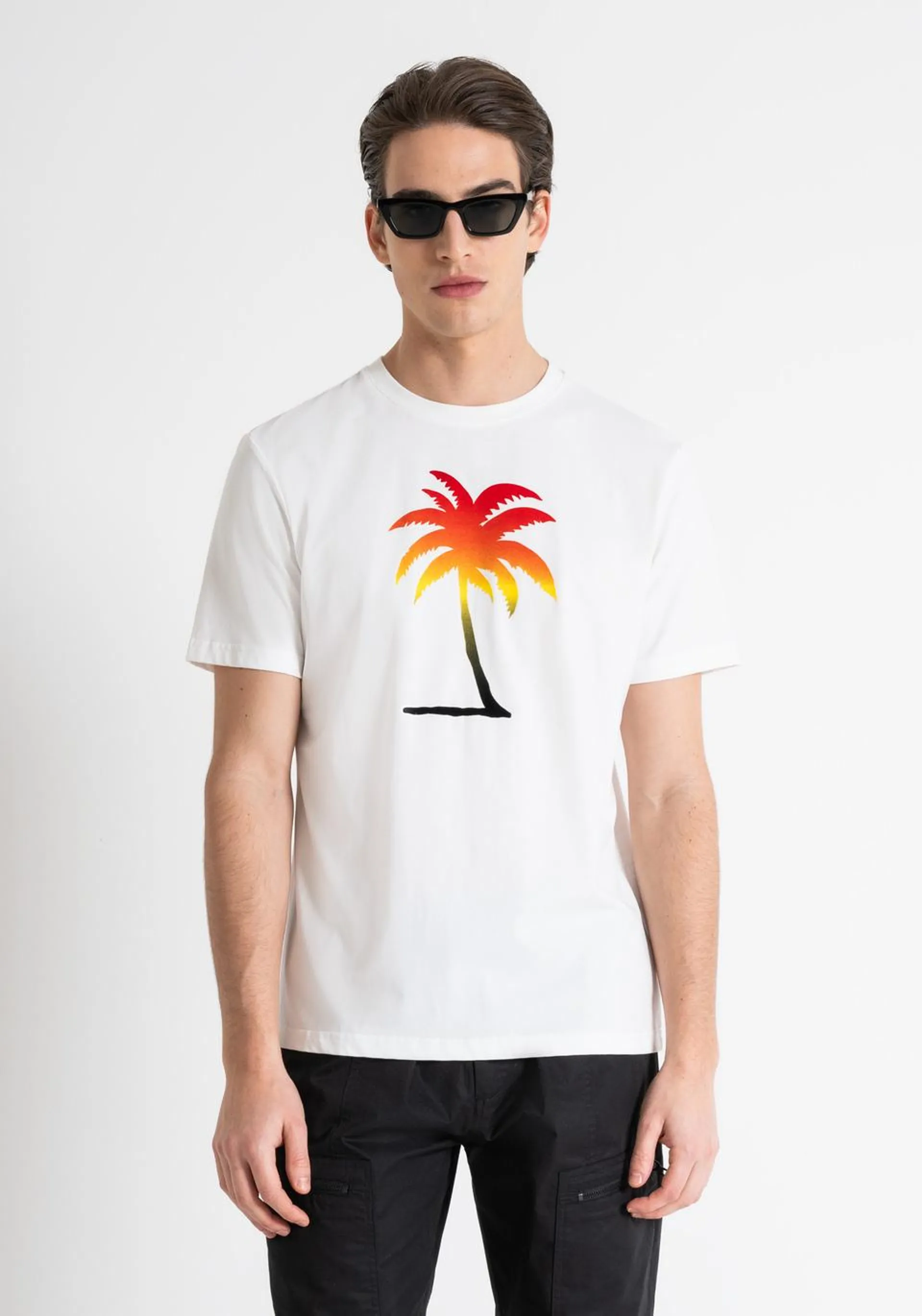 REGULAR FIT COTTON T-SHIRT WITH PALM PRINT