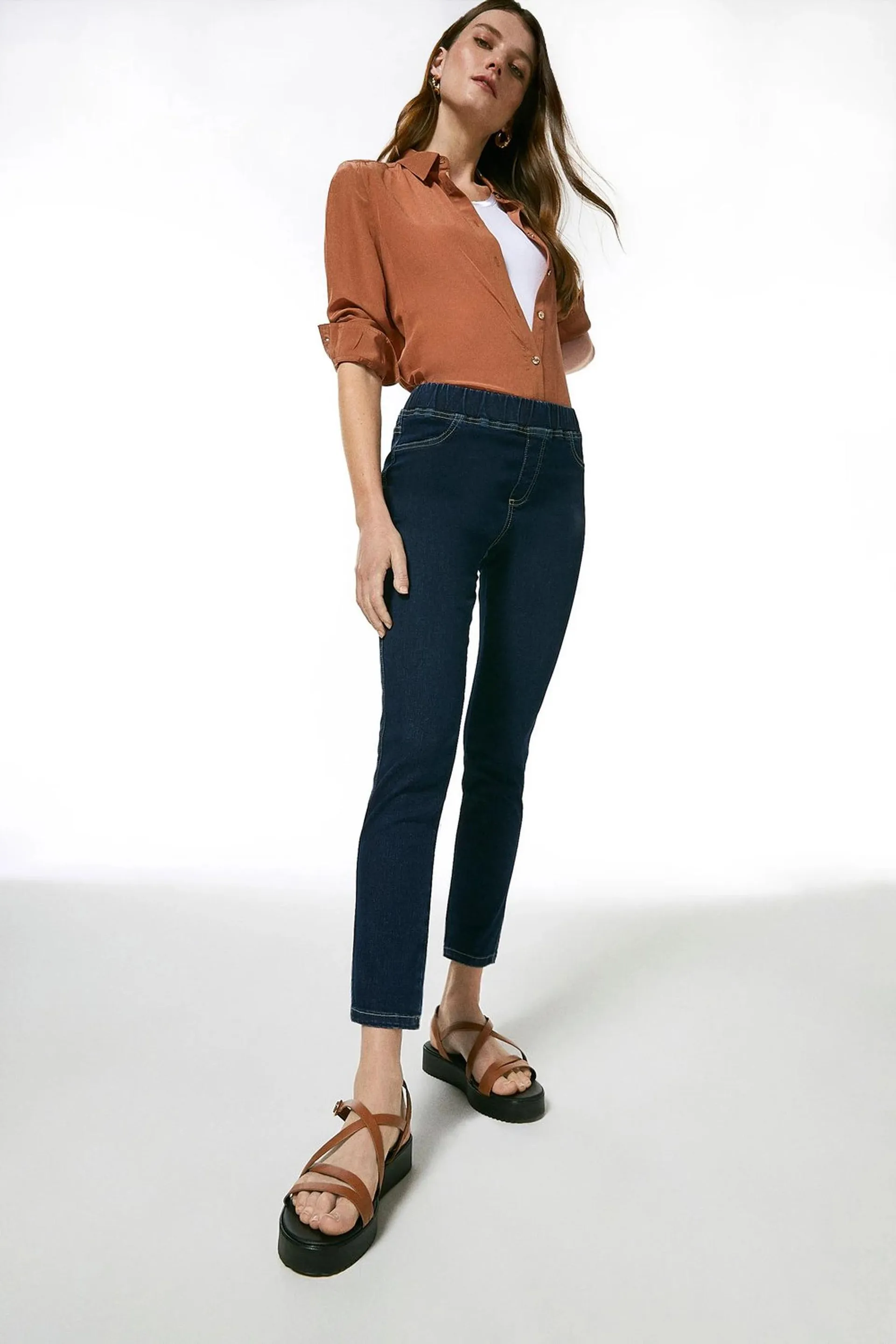 Mid Rise Skinny Pull-On Stretch Jeans